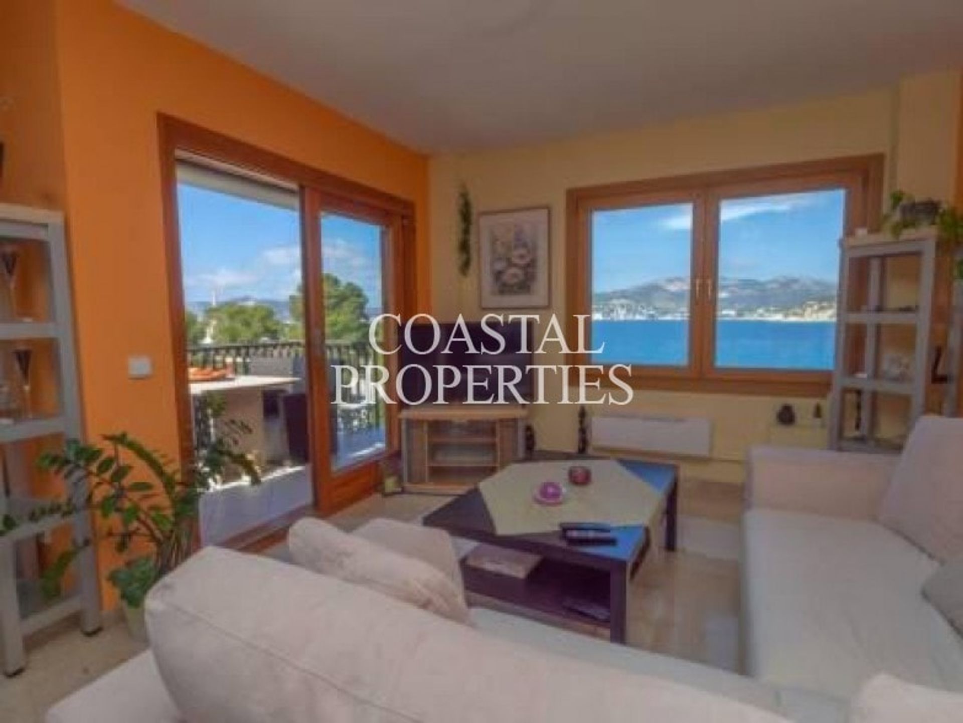 Condominio en Santa Ponsa, Balearic Islands 10880390