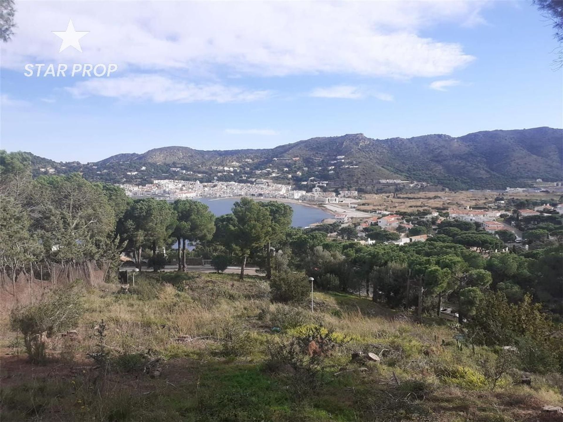 Maa sisään El Port de la Selva, Catalunya 10880557