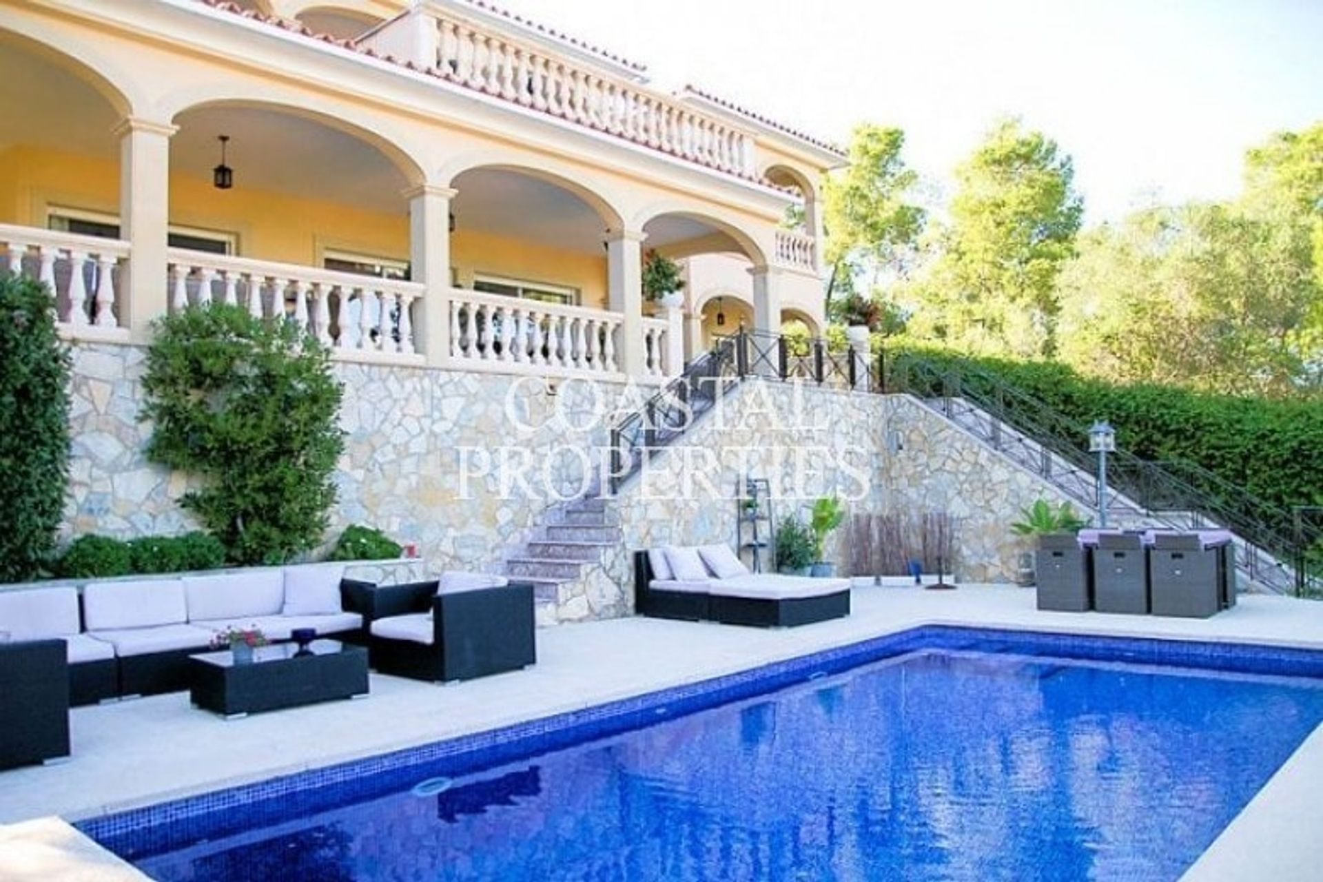 House in Calvia, Balearic Islands 10881145