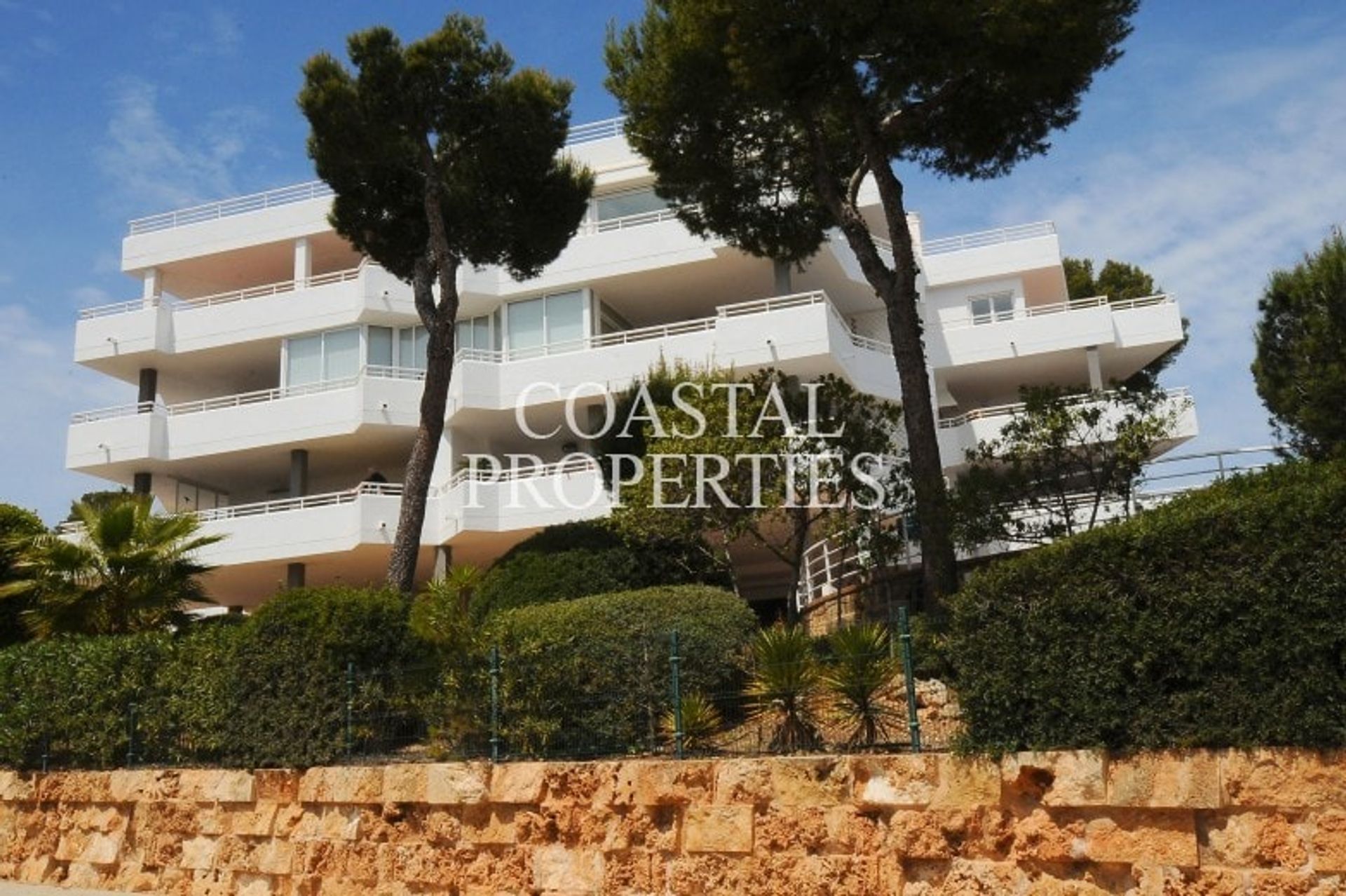 Condominio en Calvià, Islas Baleares 10881160