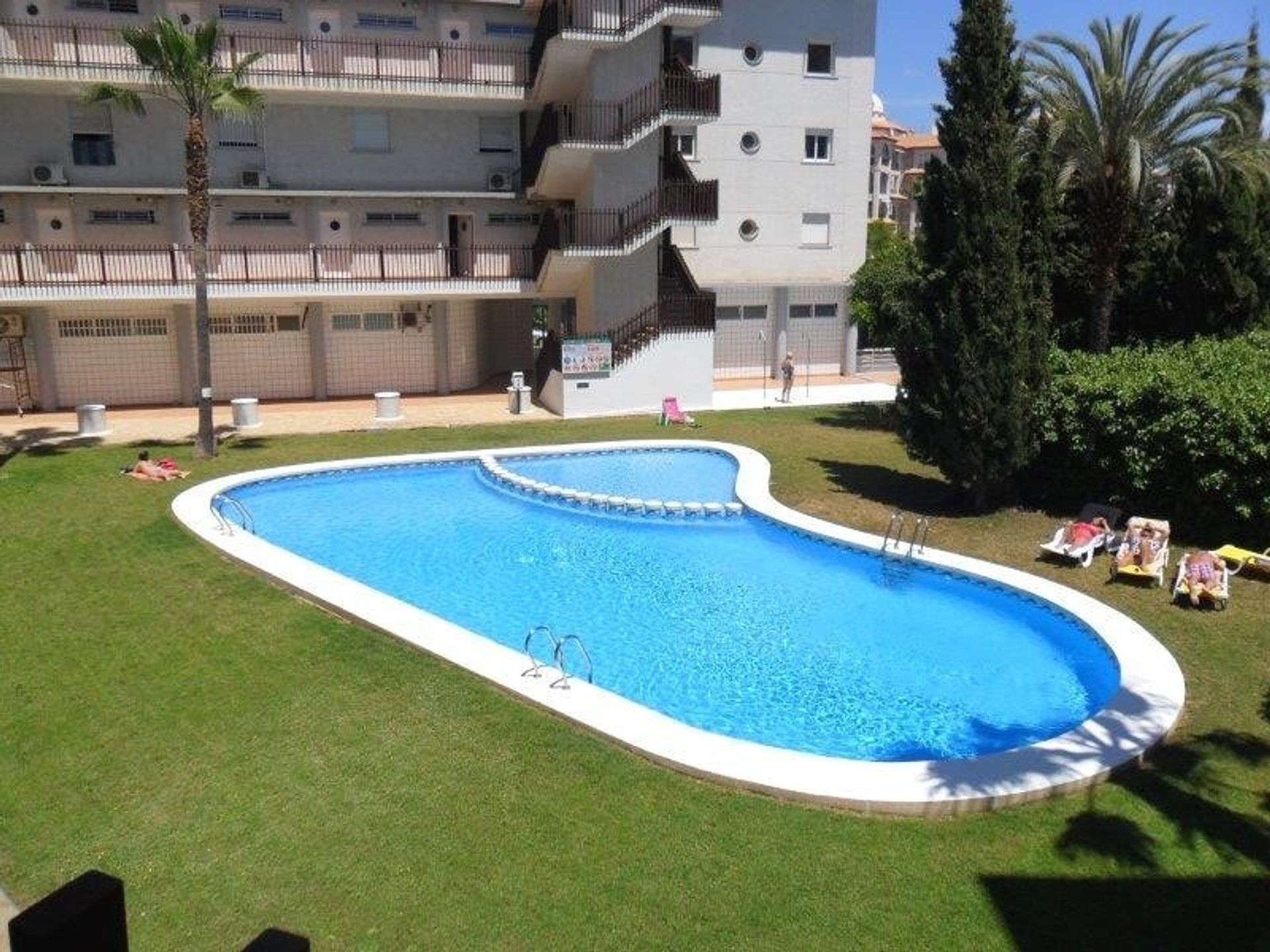 Condominium dans Albacete, Castilla-La Mancha 10881569