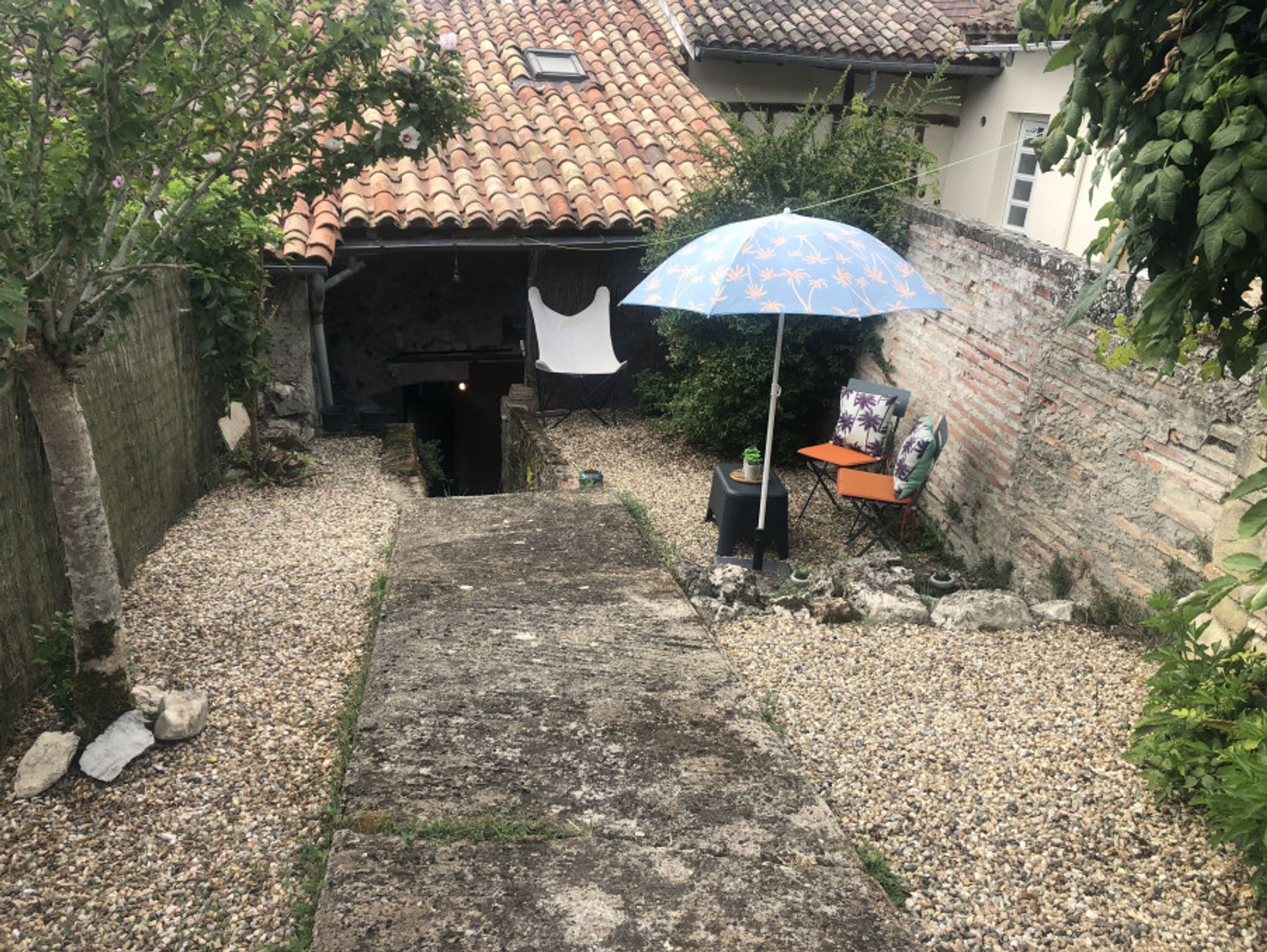 rumah dalam Lauzun, Nouvelle-Aquitaine 10881875