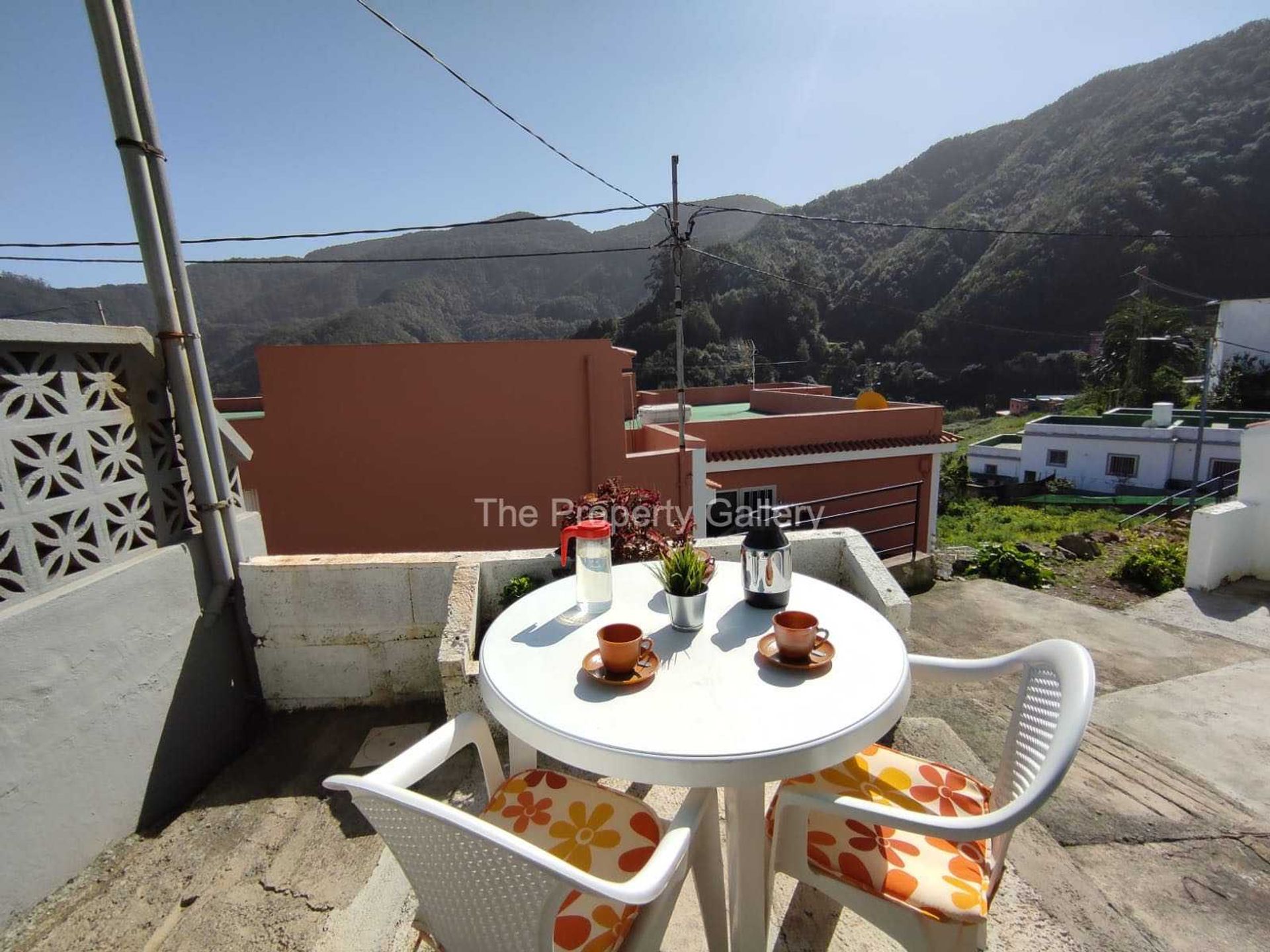 Condominium in San Cristóbal de La Laguna, Canary Islands 10881927