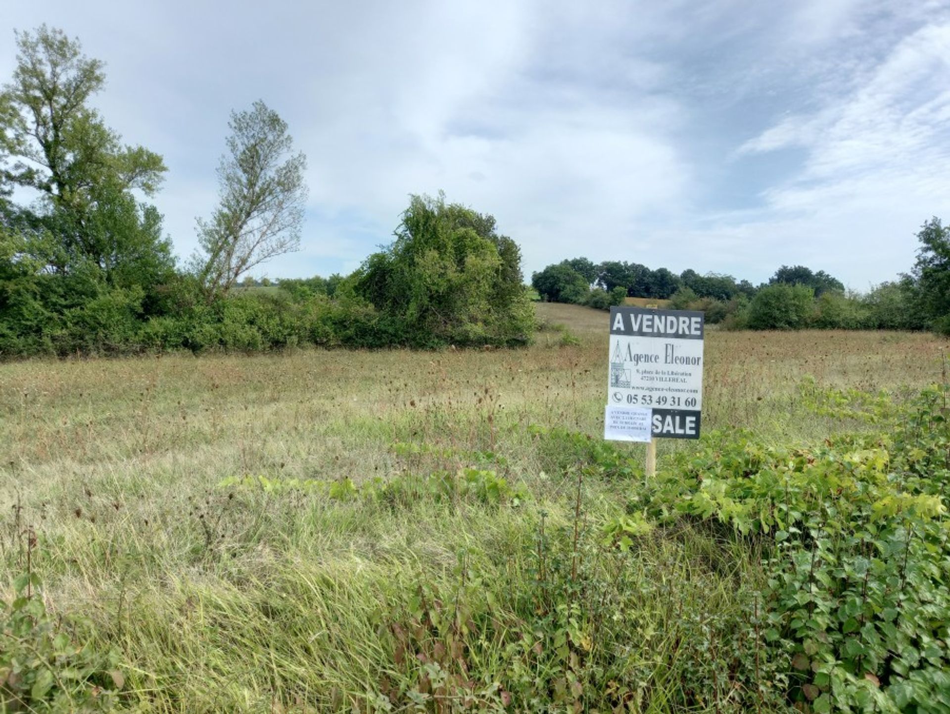 Terre dans Beaumontois-en-Périgord, Nouvelle-Aquitaine 10882354