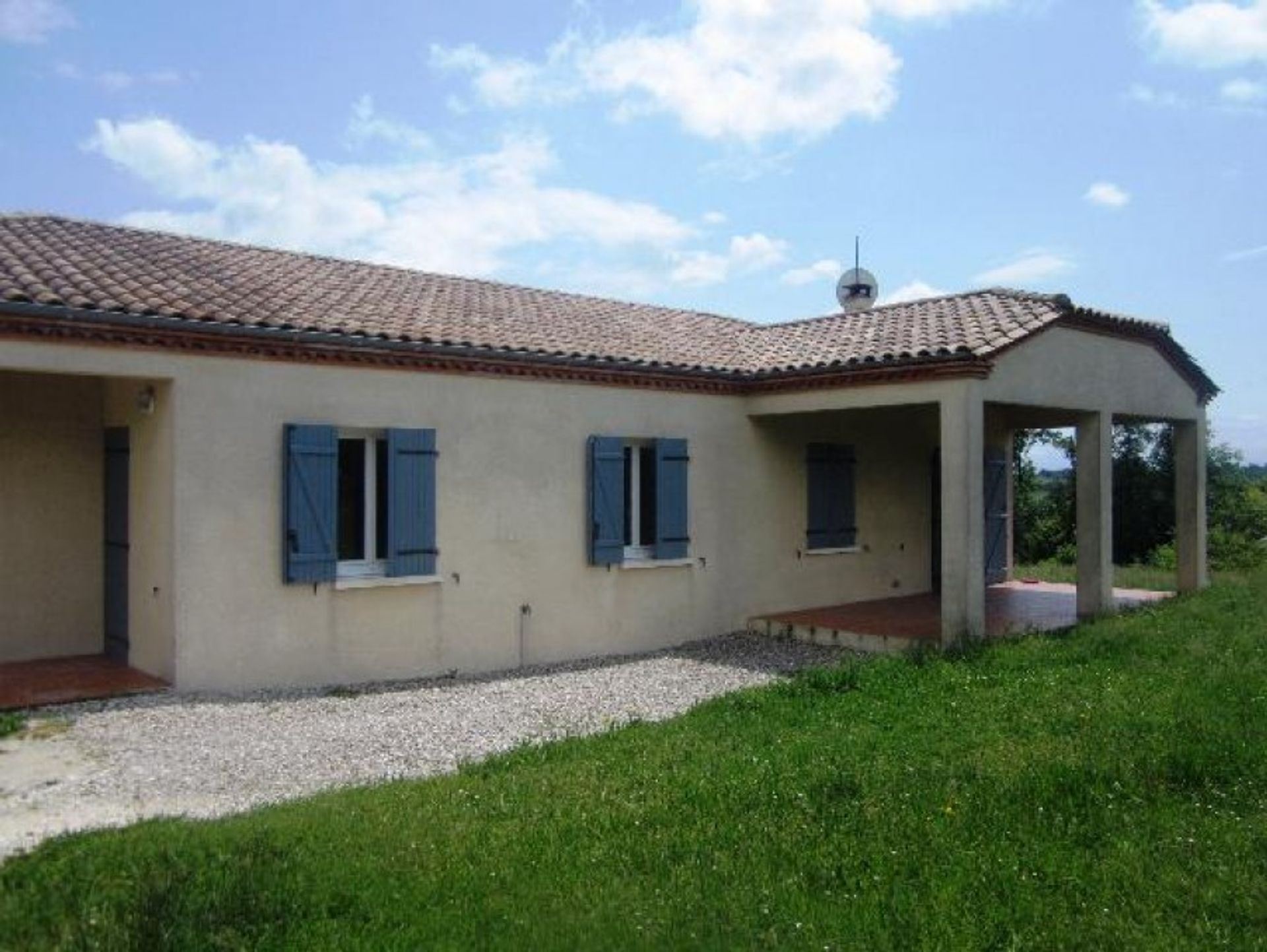 House in Cahuzac, Nouvelle-Aquitaine 10882676