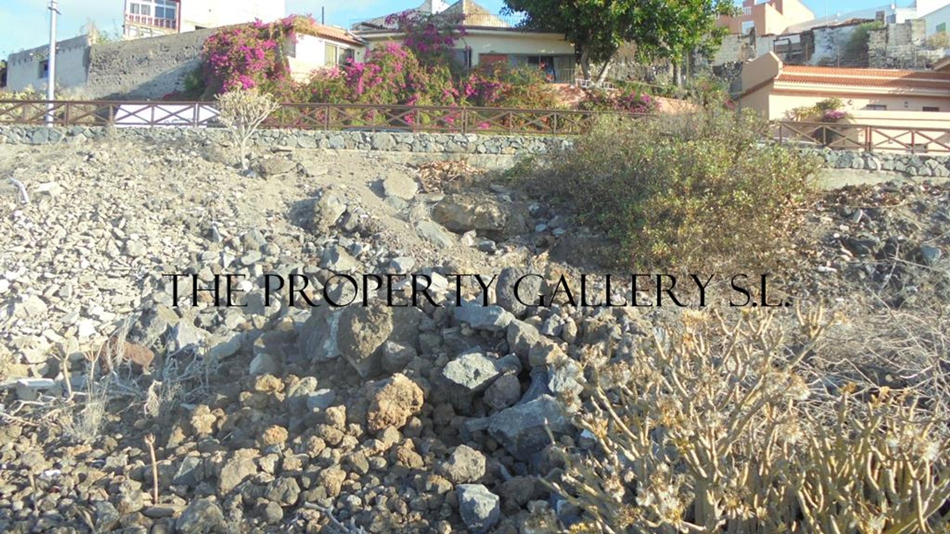 Tierra en Guía de Isora, Canary Islands 10882843