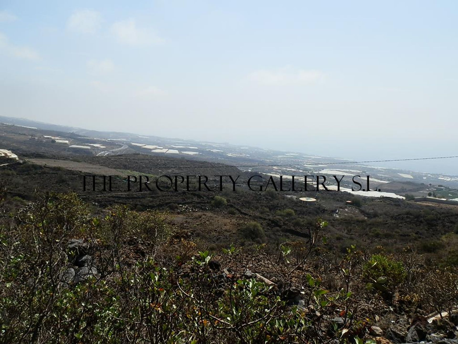 Tierra en Guía de Isora, Canary Islands 10882843