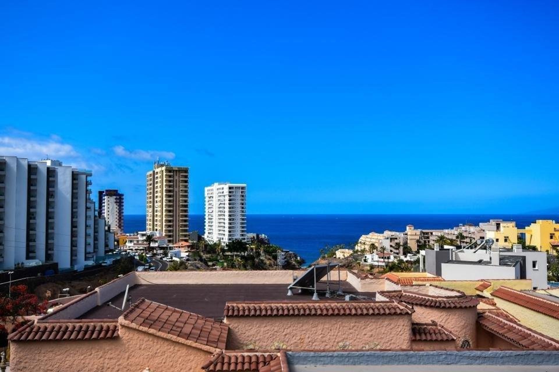 Кондоминиум в Adeje, Canarias 10882906