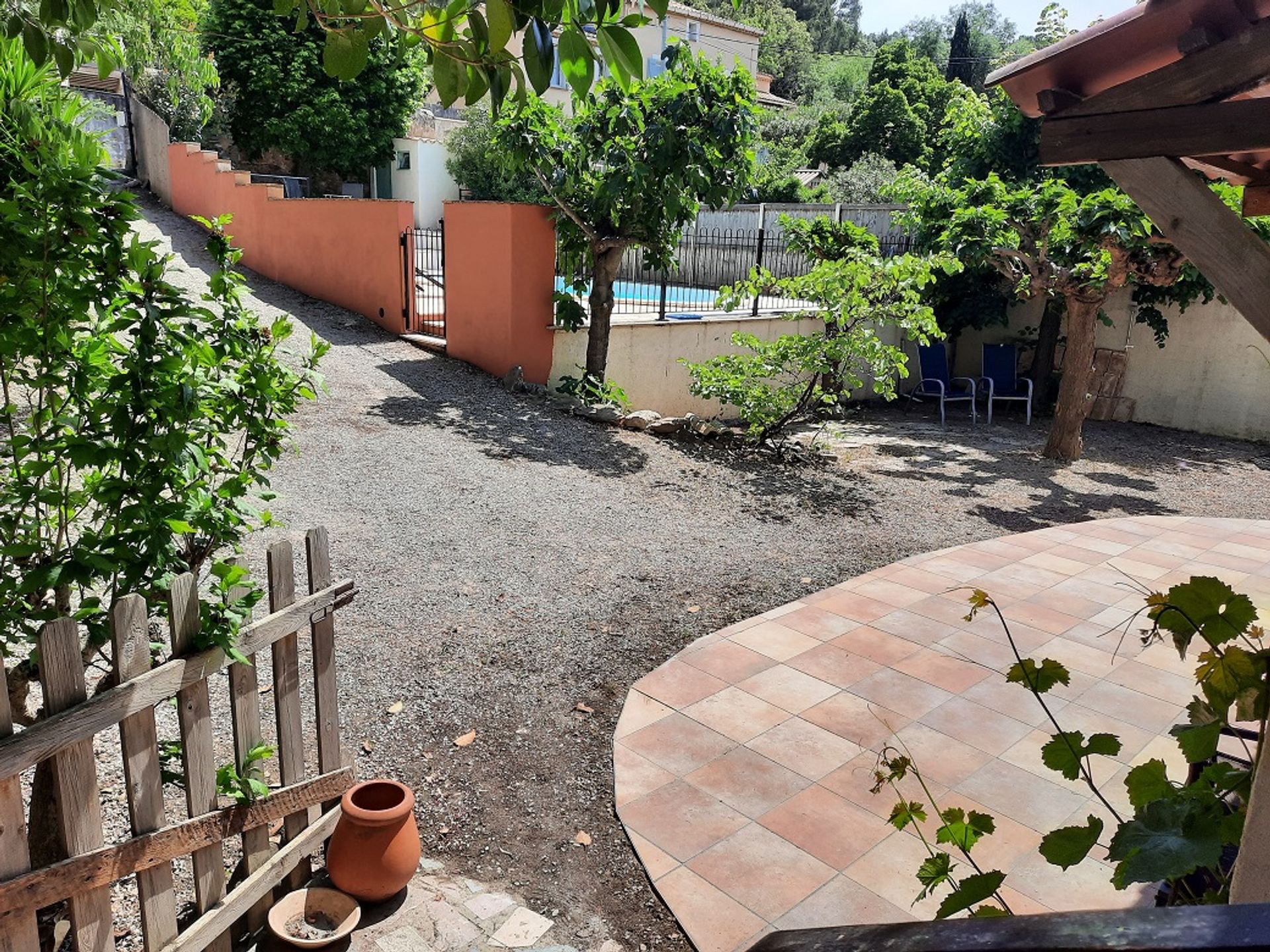 casa en Faugères, Occitanie 10883231