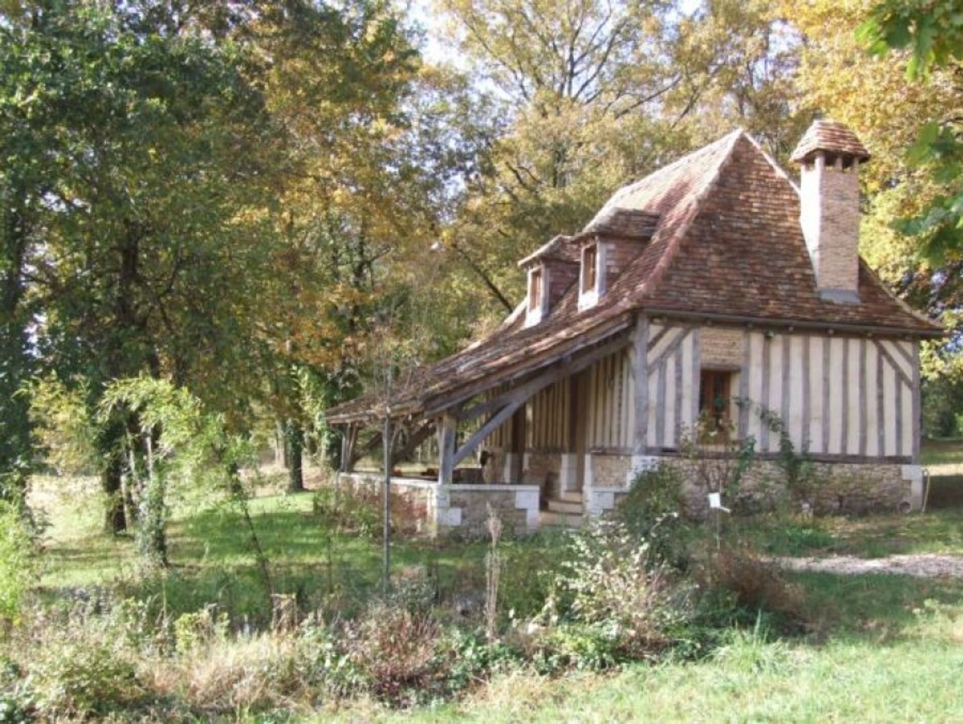 rumah dalam Lunas, Nouvelle-Aquitaine 10883453