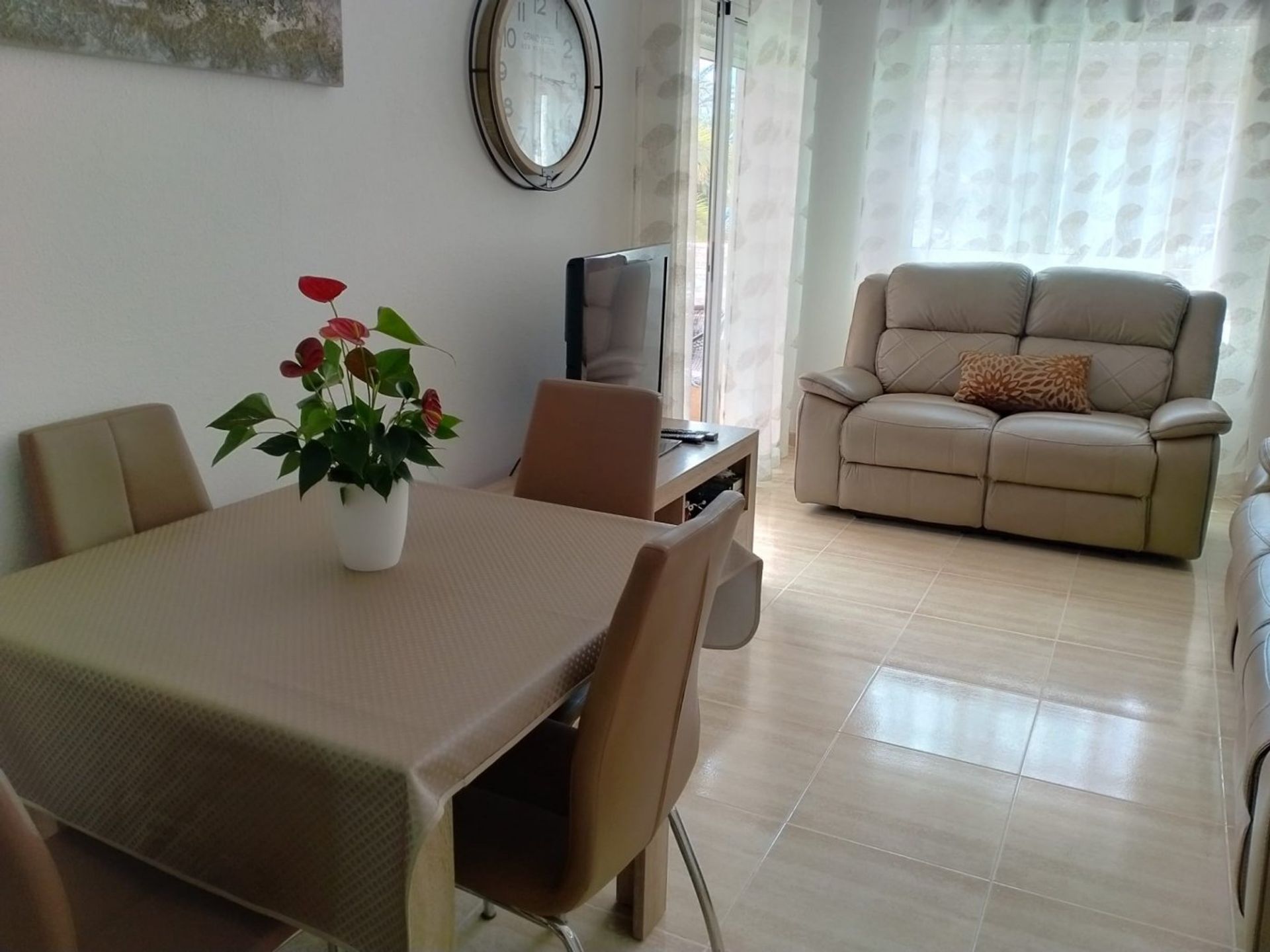 Condominium dans Guardamar del Segura, Comunidad Valenciana 10883492