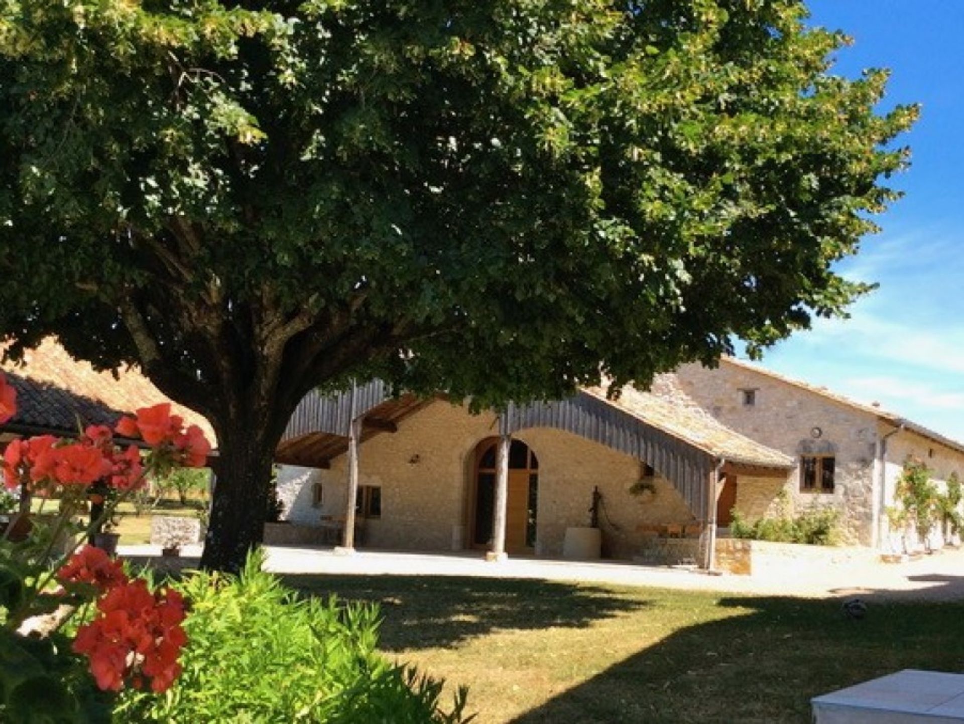 Hus i Bouniagues, Nouvelle-Aquitaine 10883516