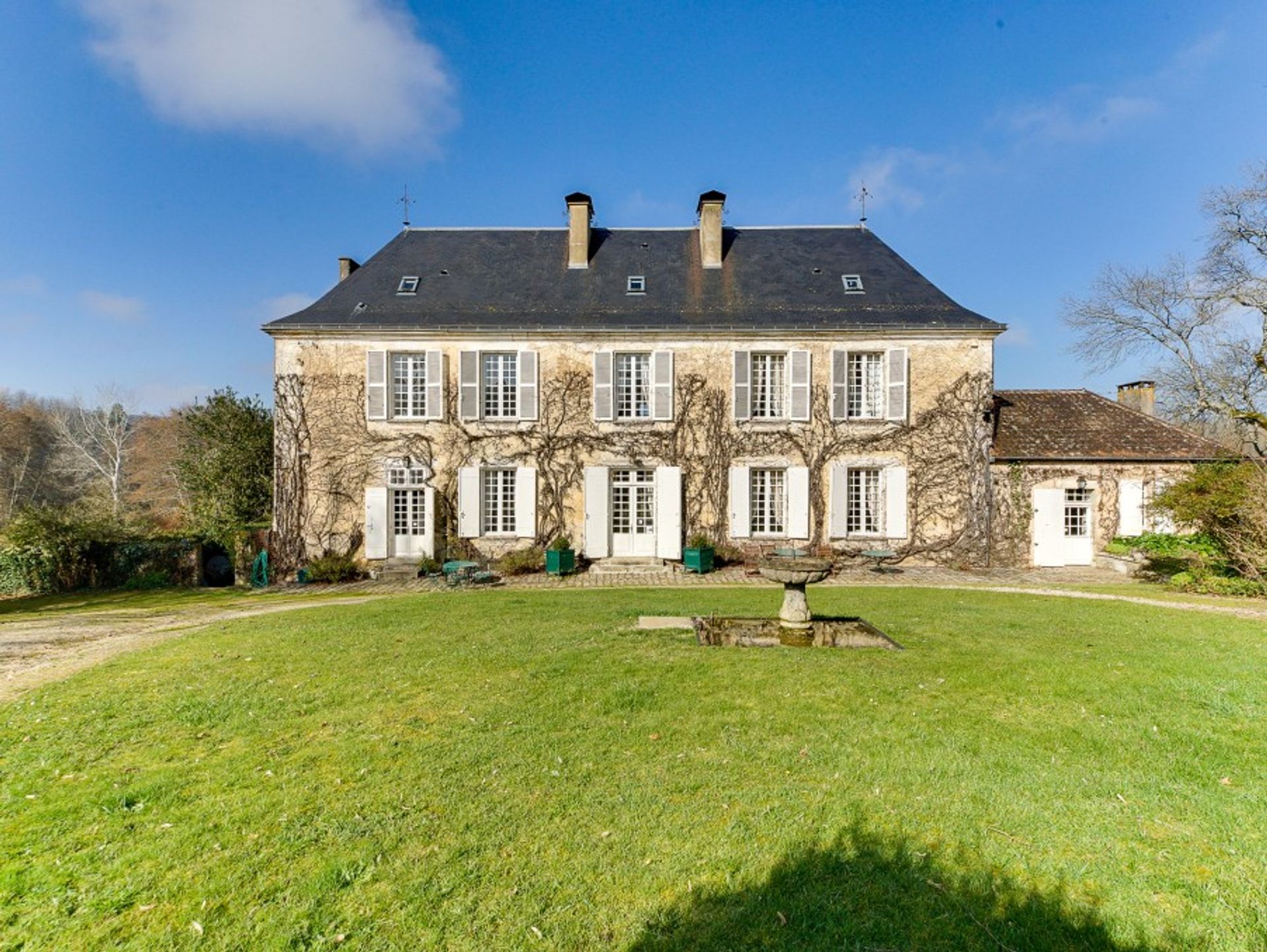 rumah dalam Bergerac, Nouvelle-Aquitaine 10883648