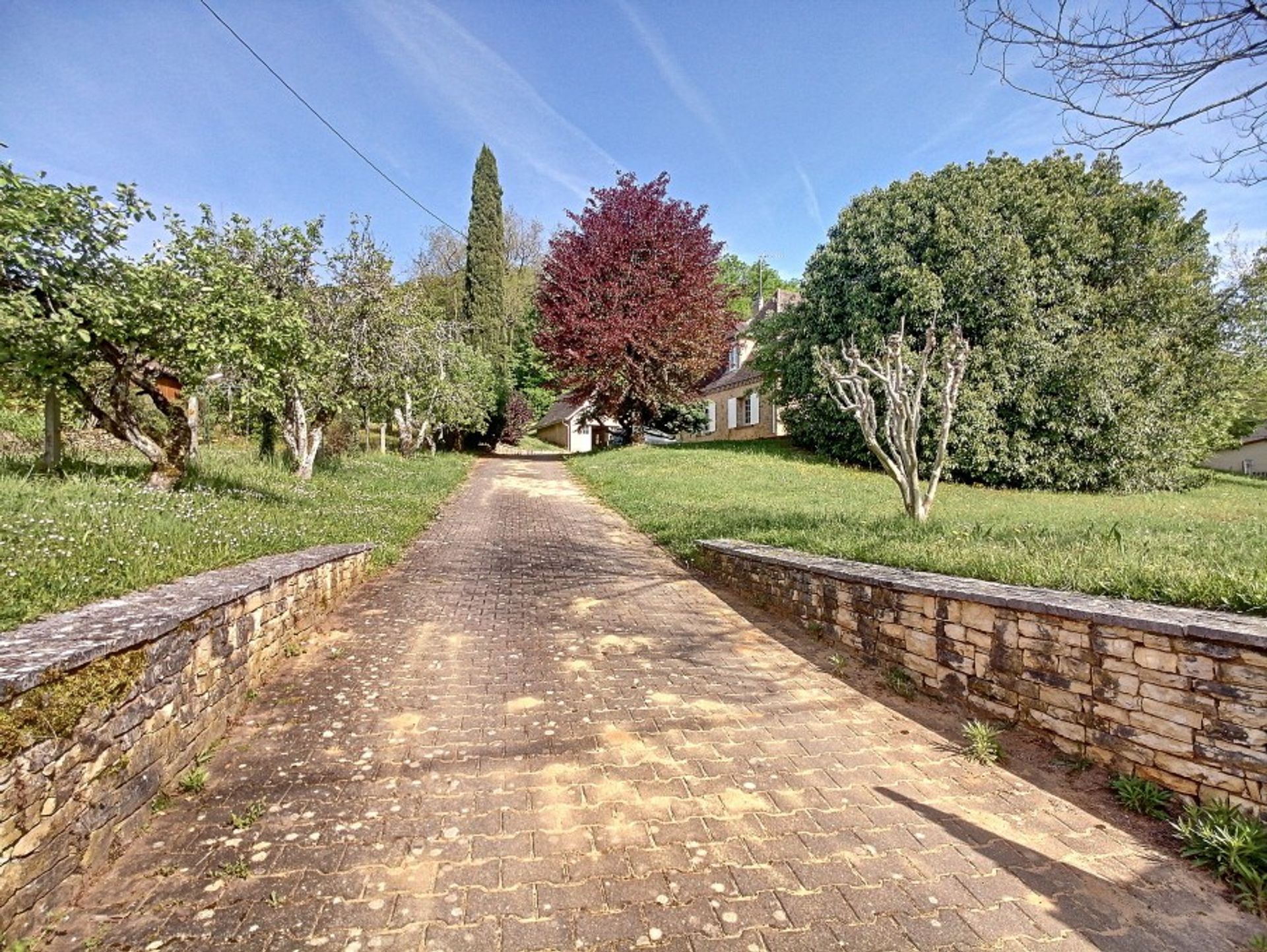 casa en Sarlat-la-Canéda, Nueva Aquitania 10883657