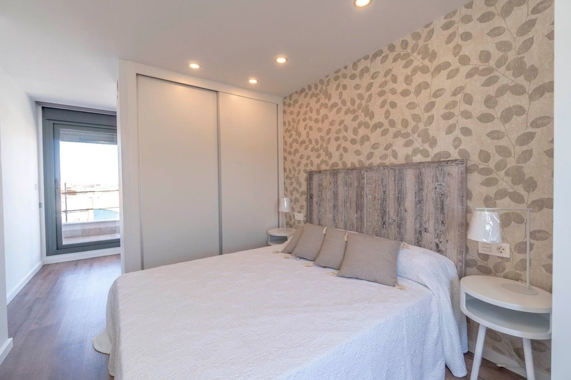 Condominio en Santa Pola, Comunidad Valenciana 10883963