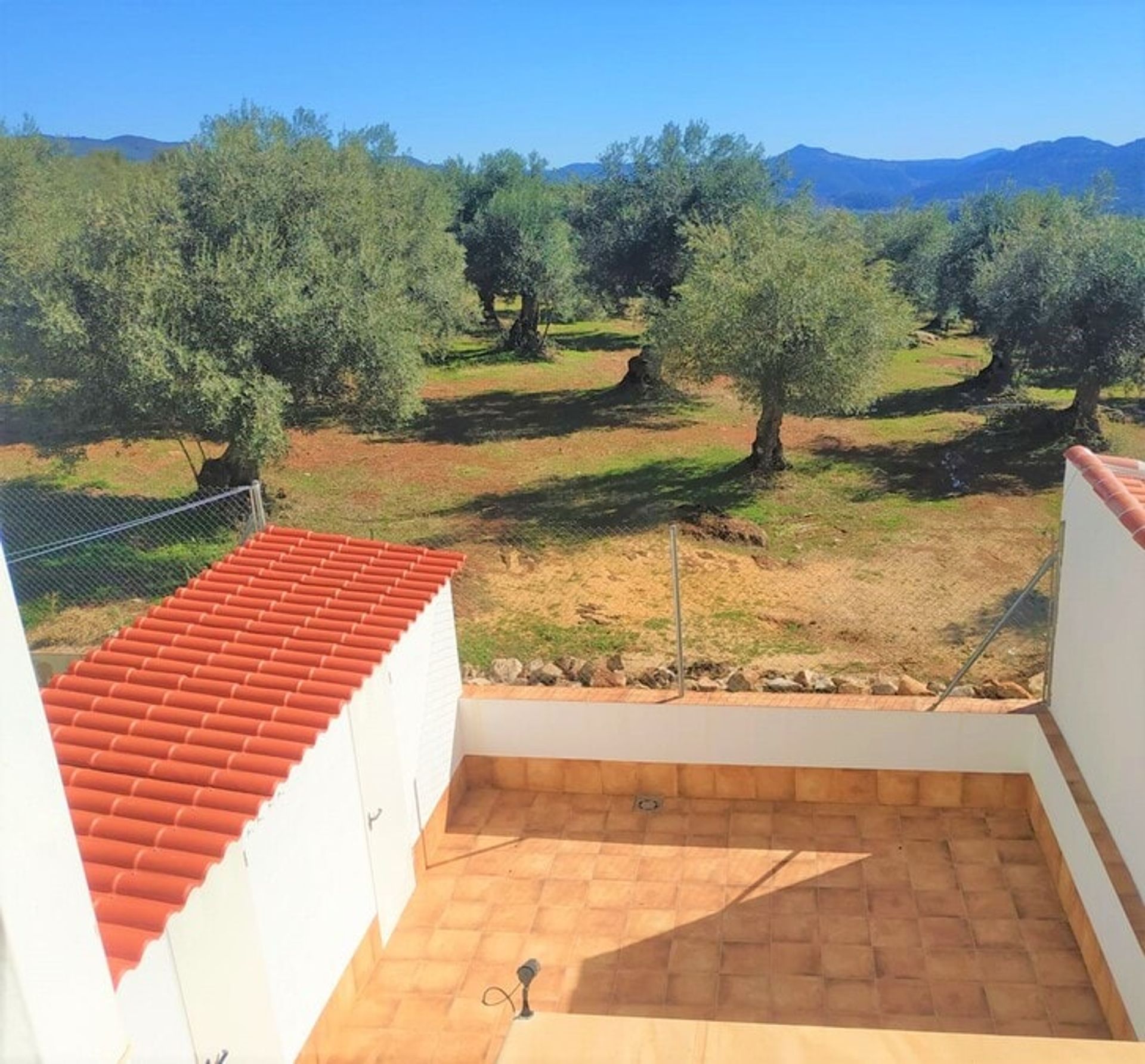 rumah dalam Cañaveral de León, Andalucía 10884462