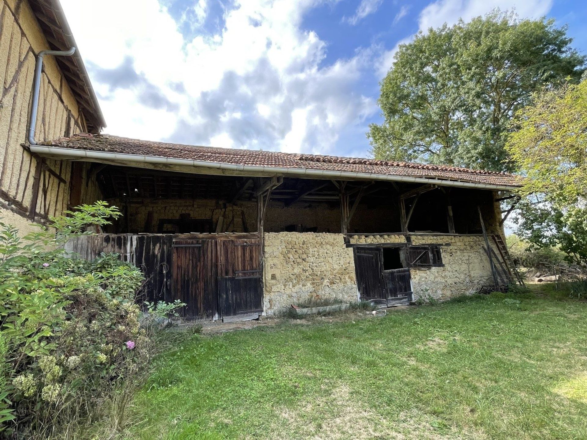 Hus i Masseube, Occitanie 10885004