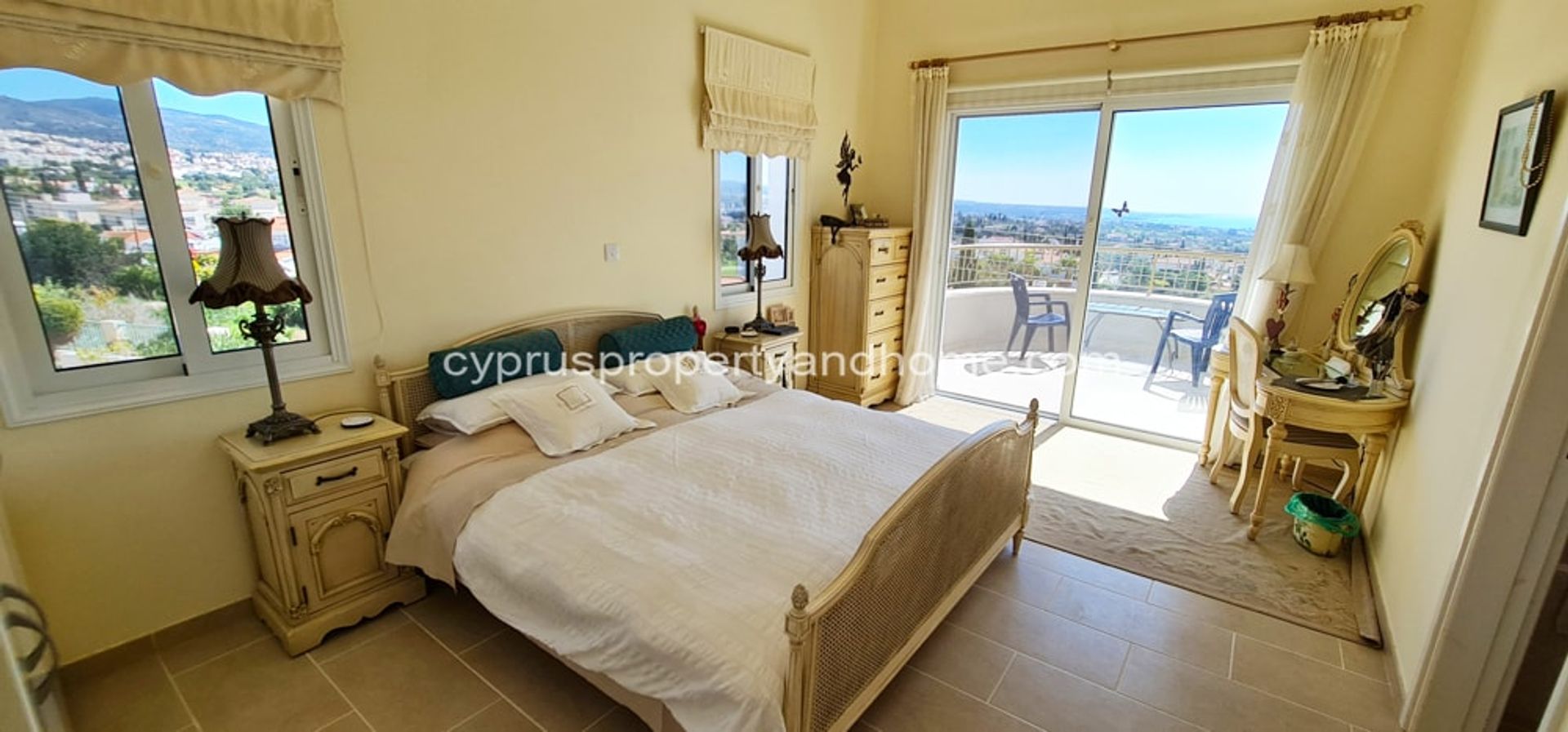 rumah dalam Peyia, Paphos 10885891