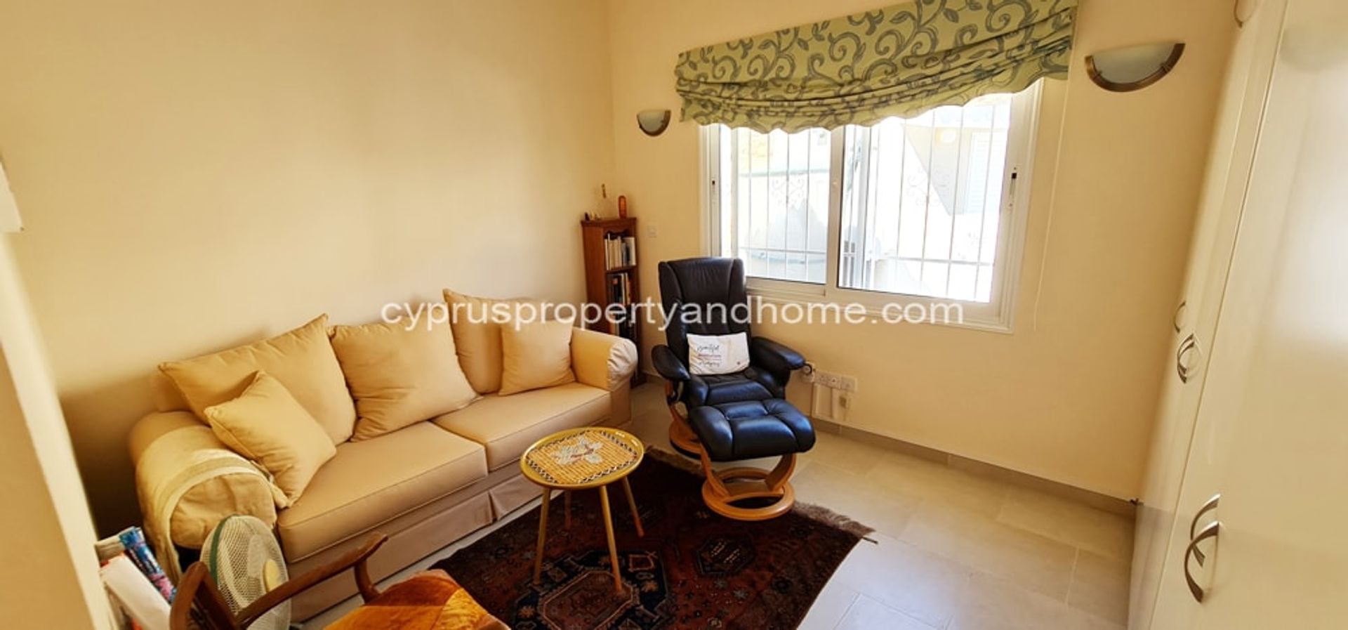 rumah dalam Peyia, Paphos 10885891