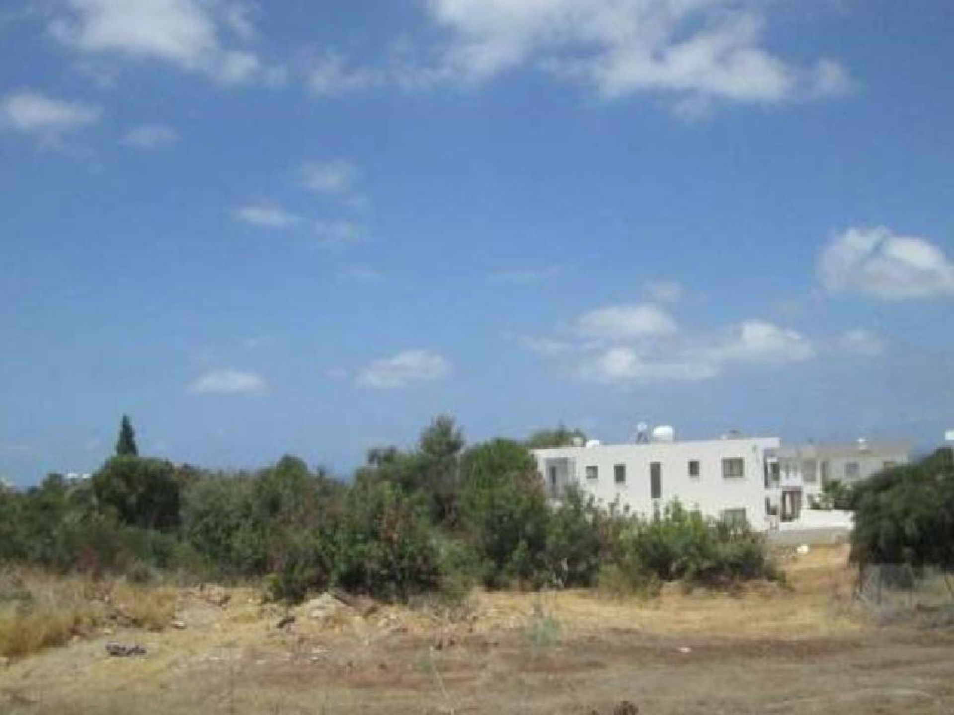 Wylądować w Emba, Paphos 10886175