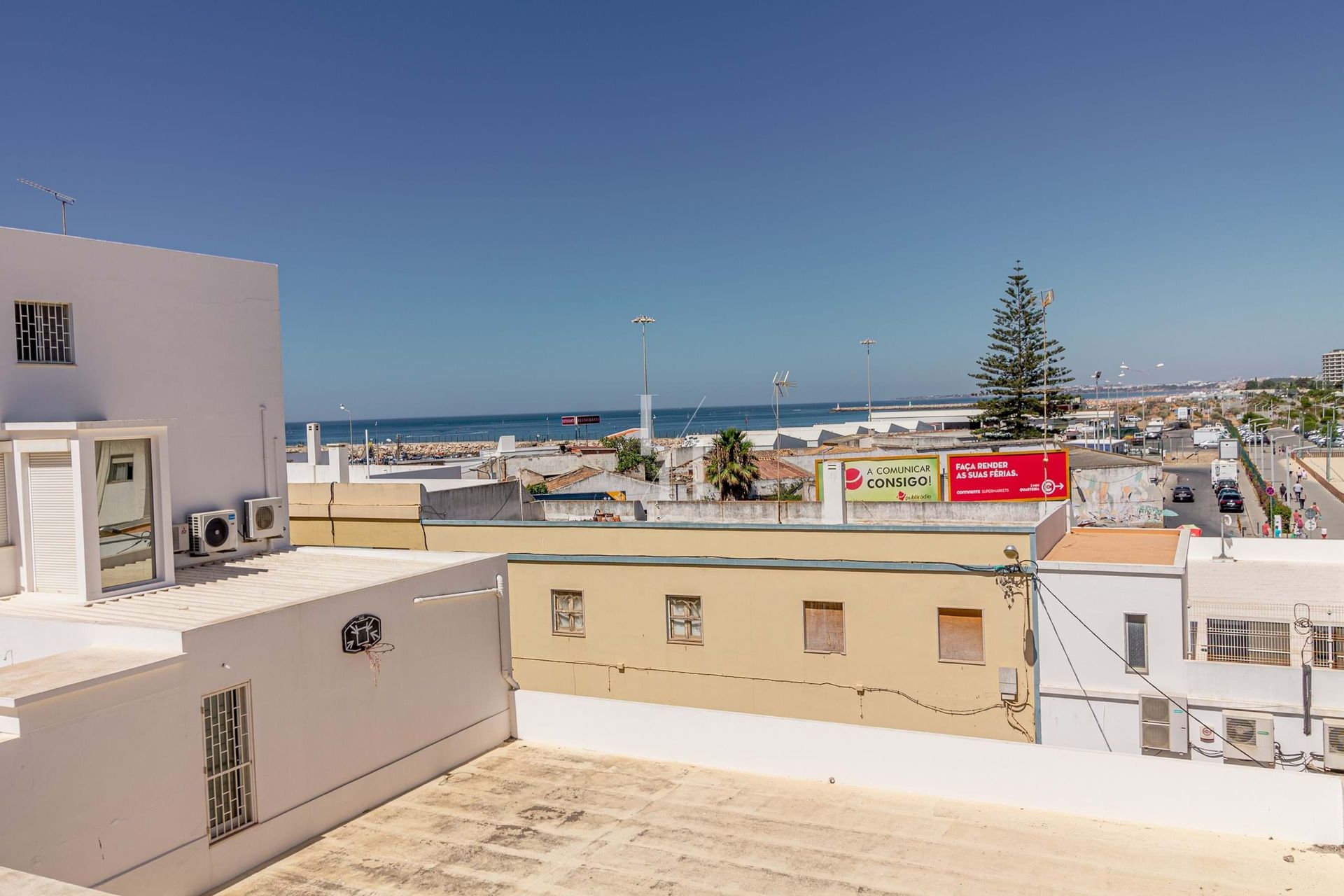 Condominium in Quarteira, Faro 10886785