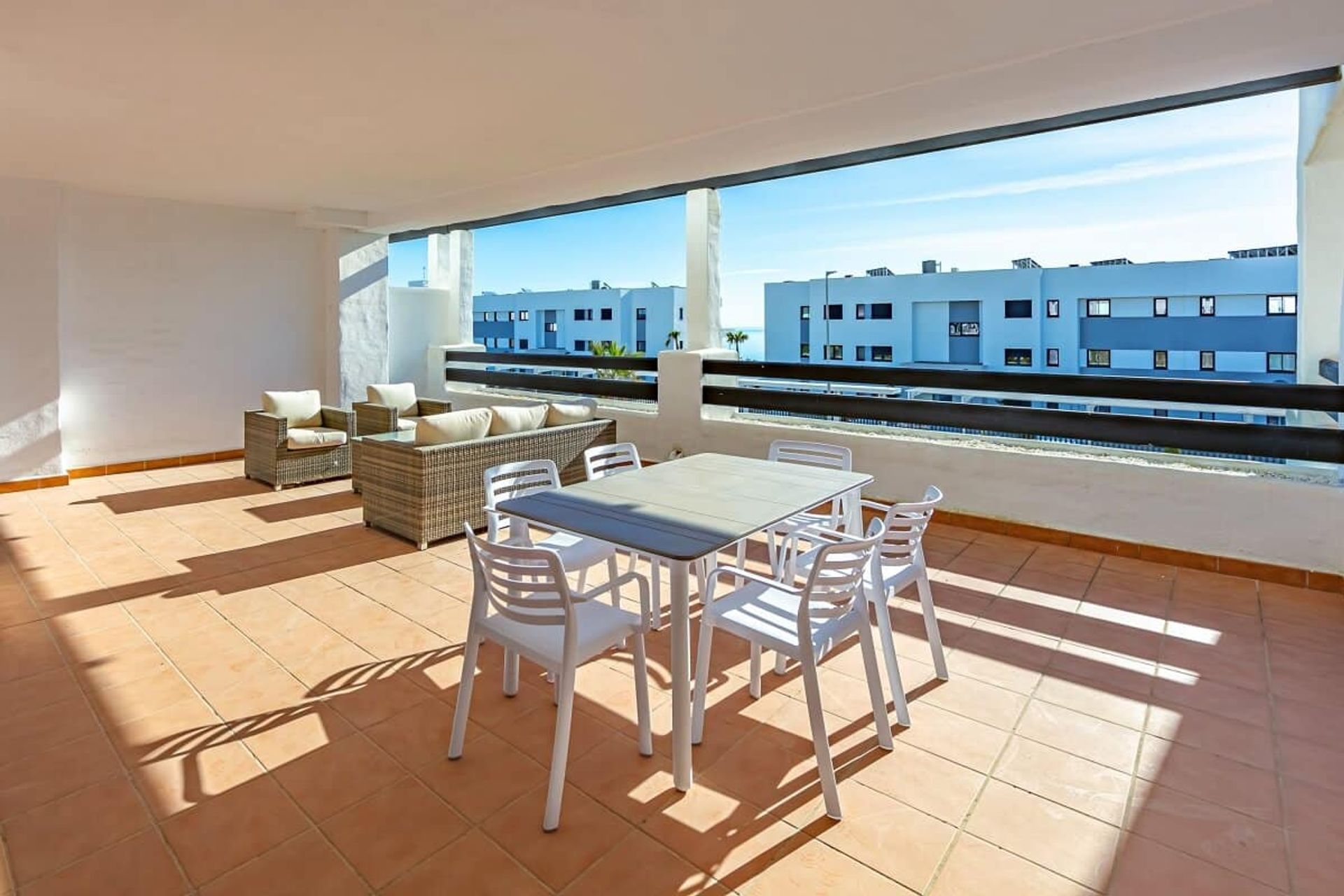 Condominium in Casares, Andalucía 10886890