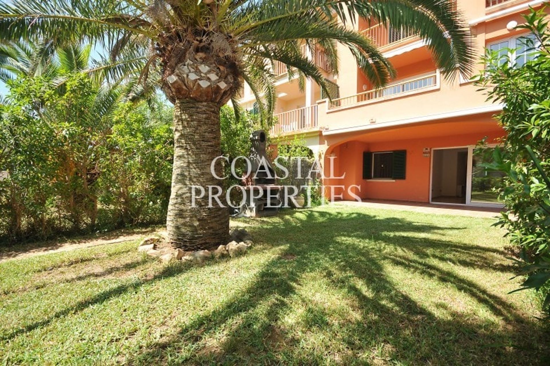 Condominio en Calvià, Islas Baleares 10886954