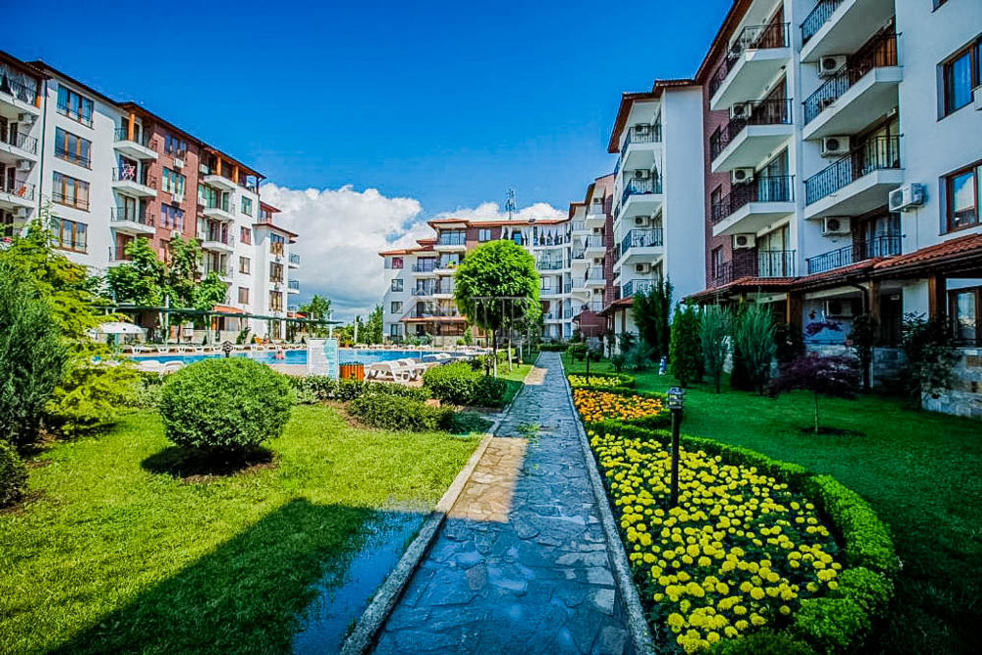 Condominium in Ravda, Burgas 10887377