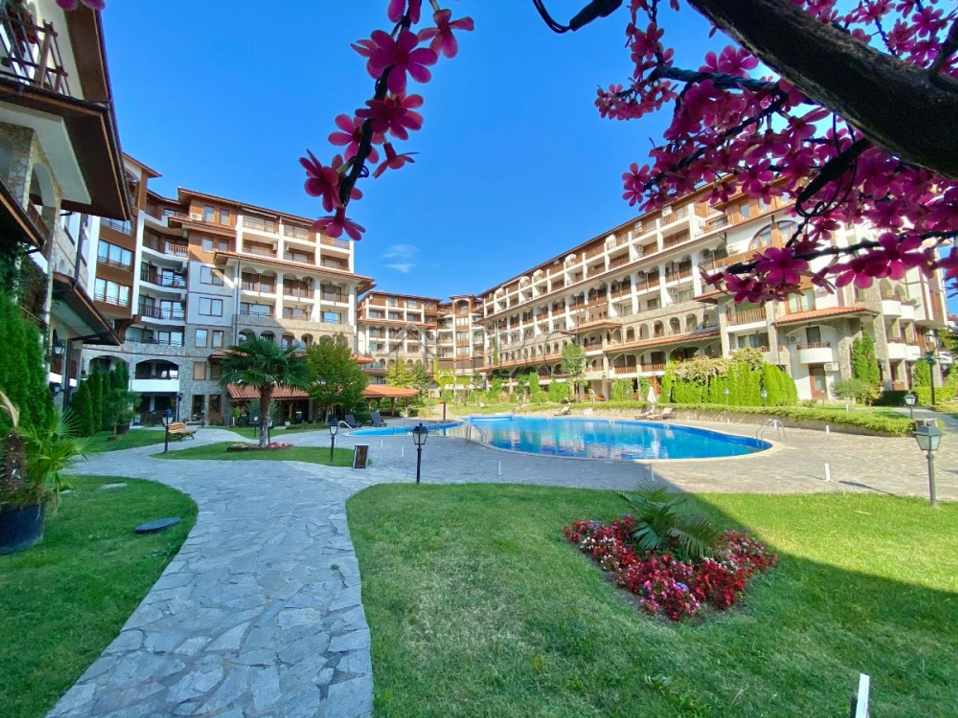 Condominium in Sveti Vlas, Burgas 10887380