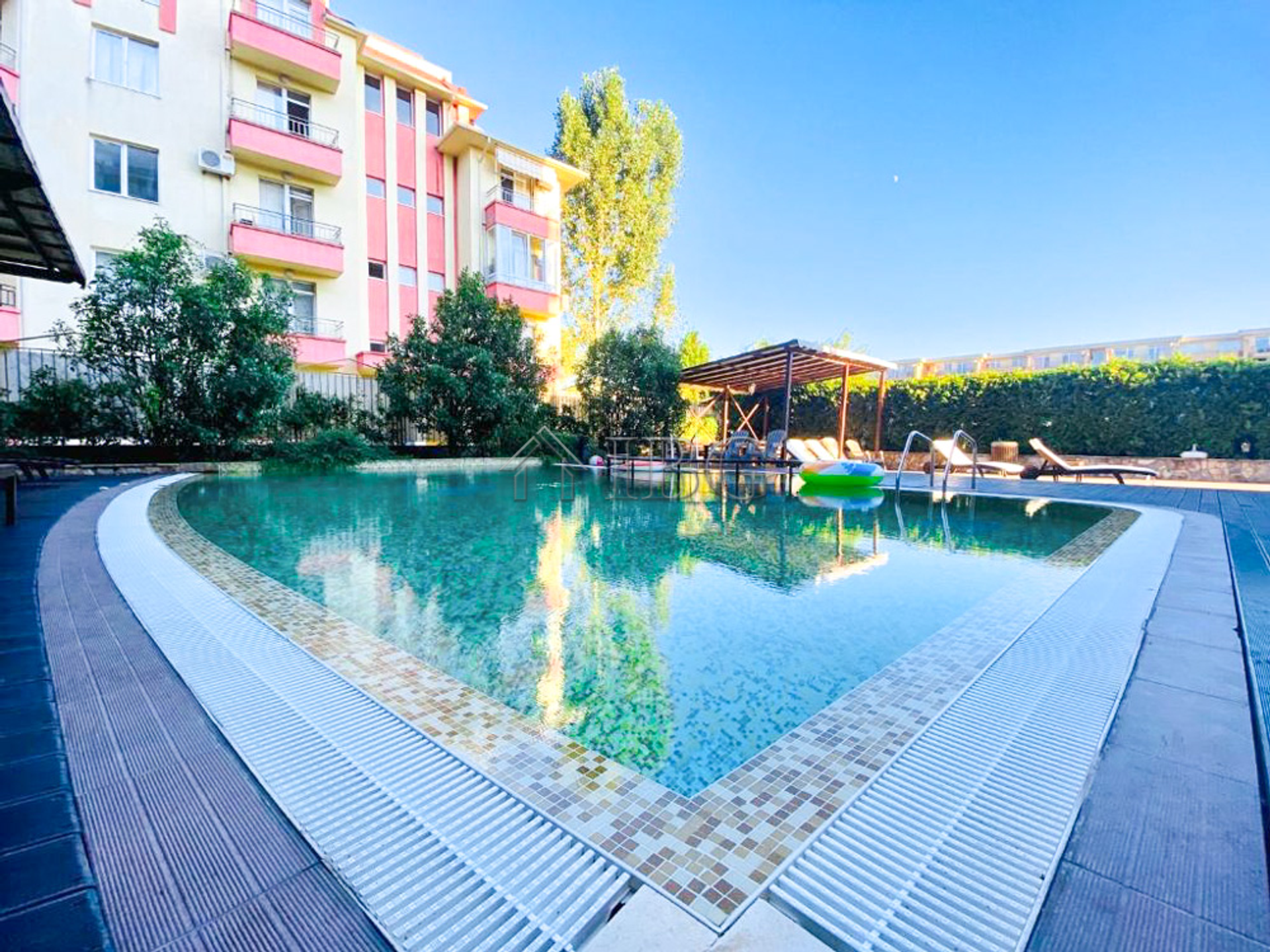 Кондоминиум в Sunny Beach, Burgas 10887474