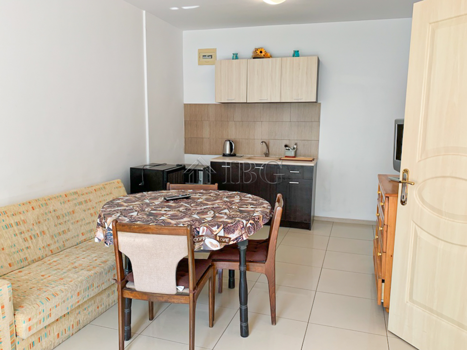 Condominium in Pomorie, Burgas 10887630