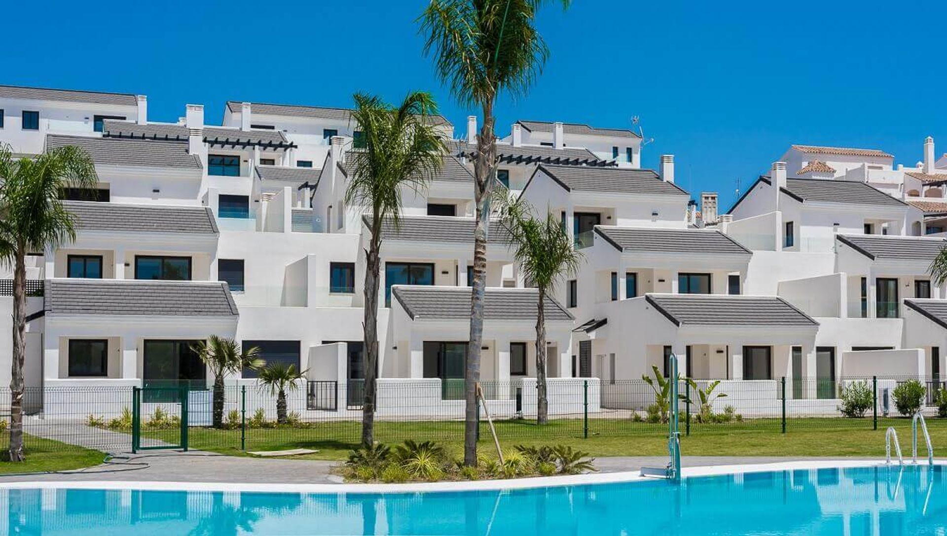 Condominium in , Andalucía 10887765