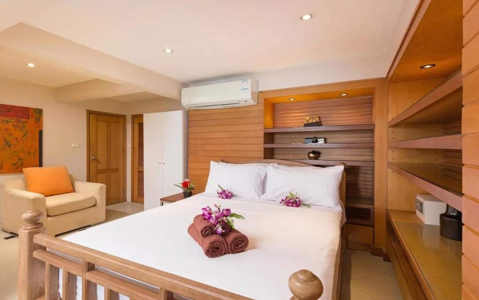 Hus i Tambon Patong, Chang Wat Phuket 10887779