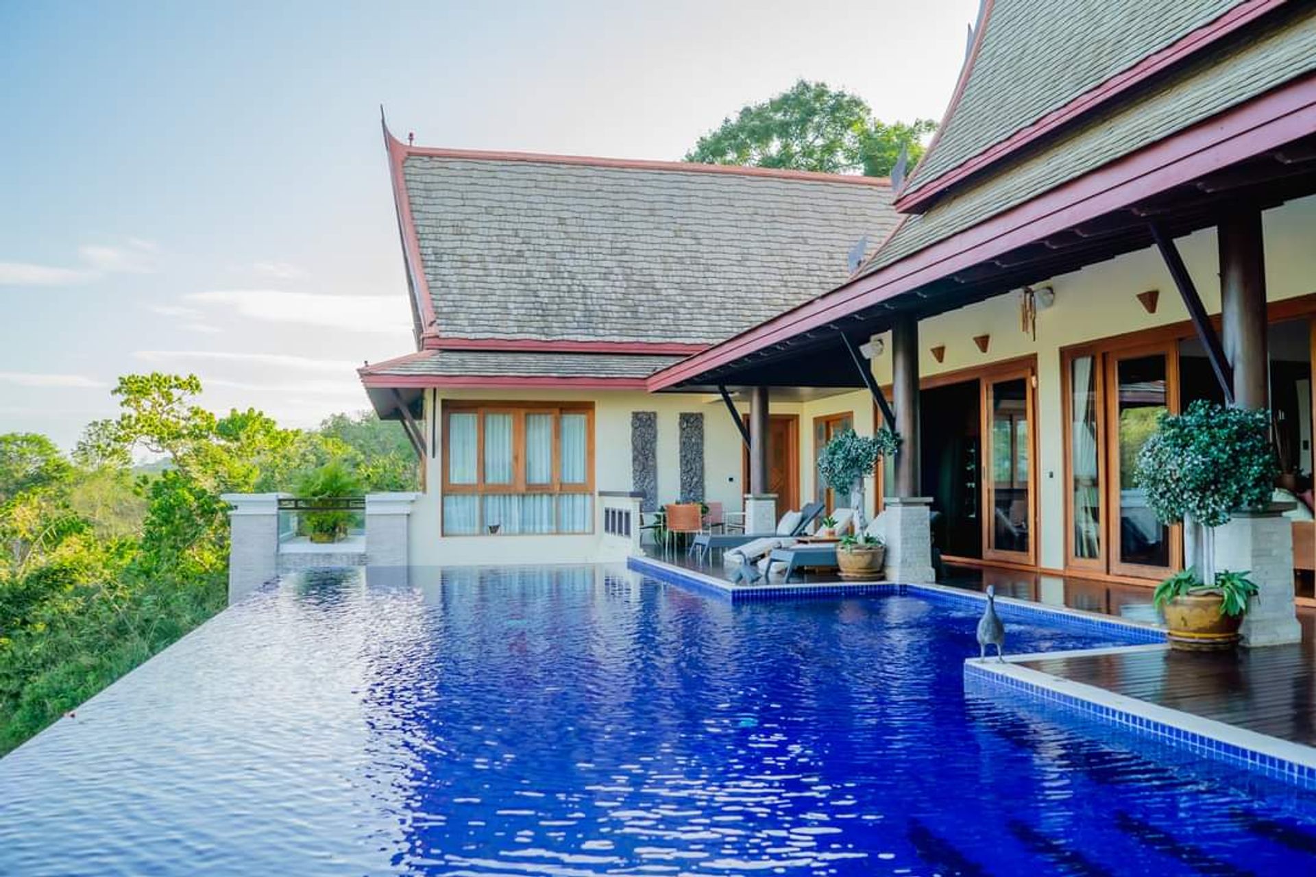 Huis in Rawai, Phuket 10887812