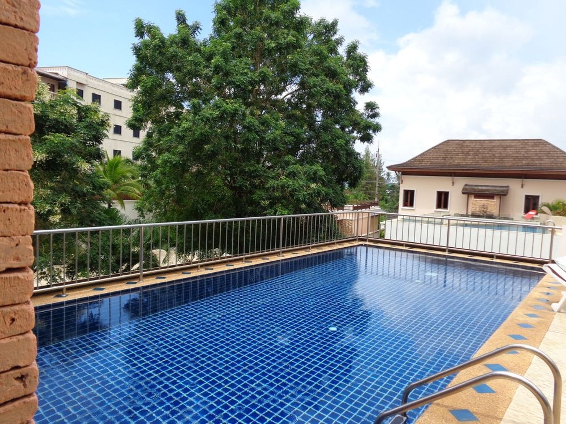 Condominium in Tambon Choeng Thale, Chang Wat Phuket 10887822