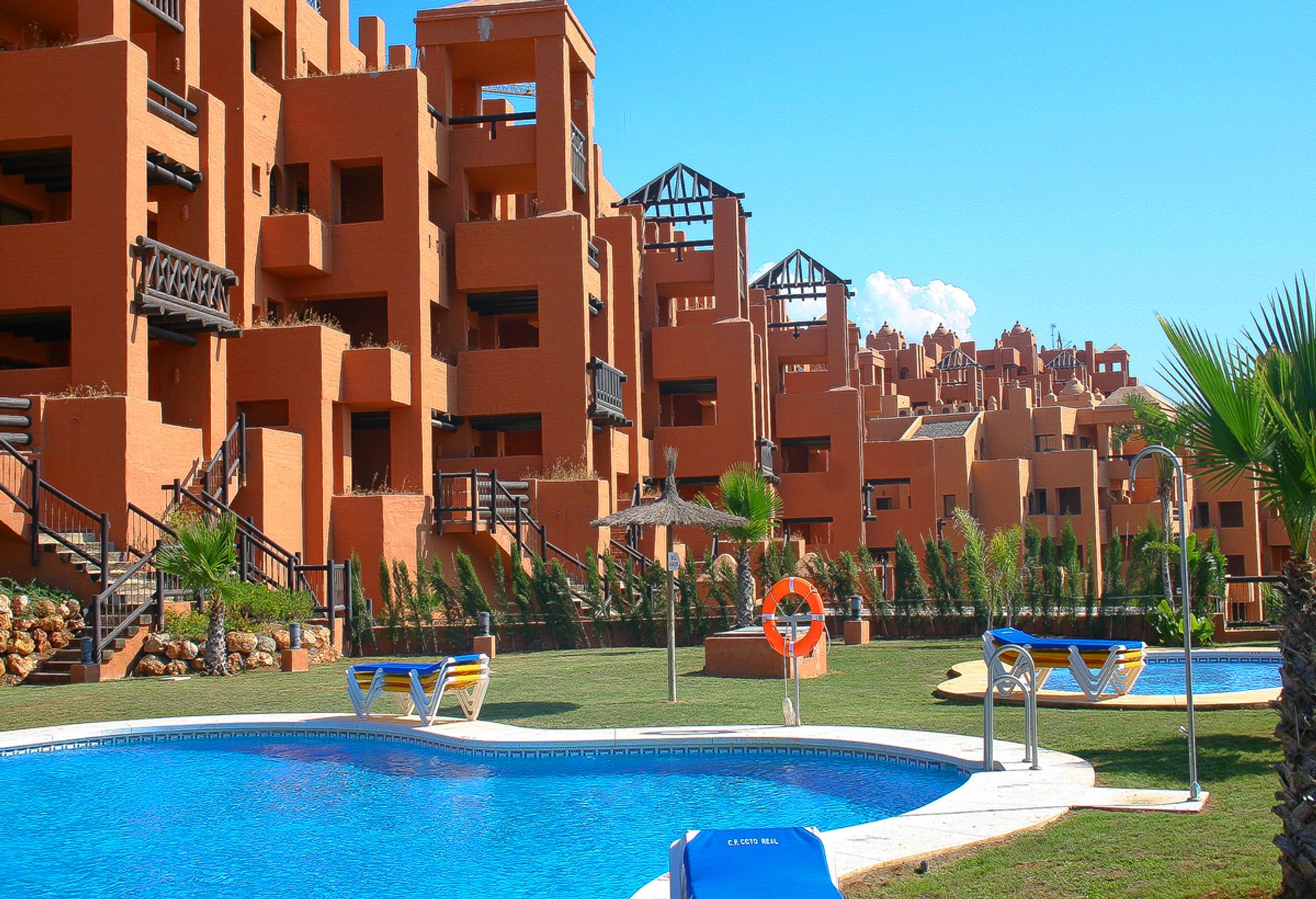 Condominio en San Luis de Sabinillas, Andalucía 10888059