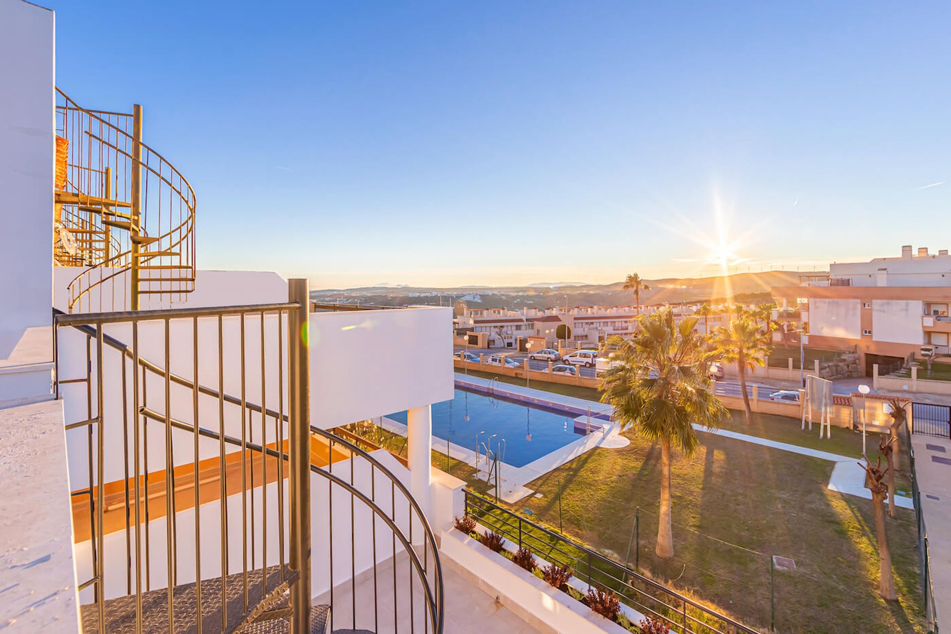 Condominium in San Luis de Sabinillas, Andalusia 10888405