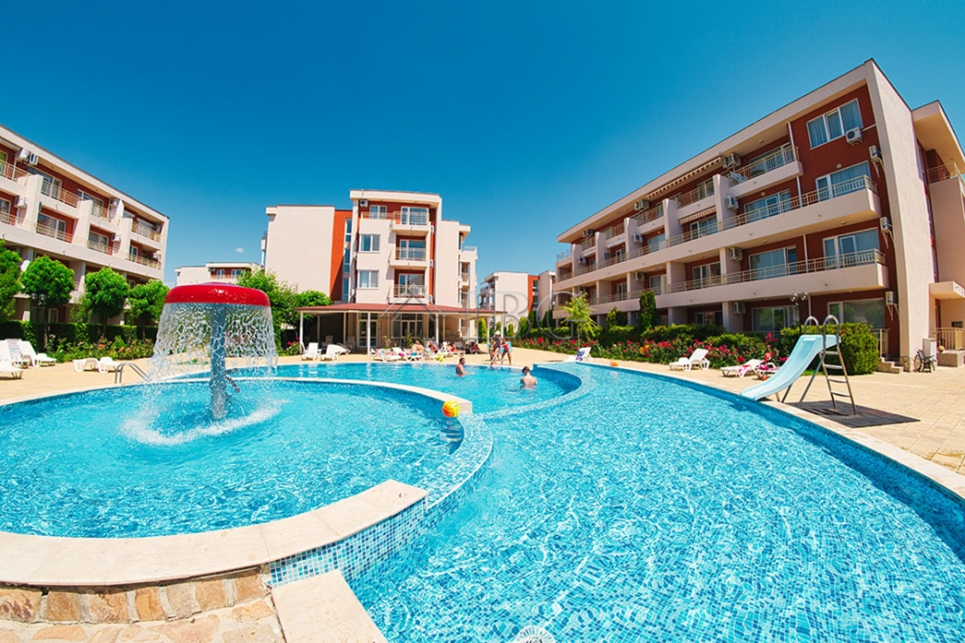 Osakehuoneisto sisään Sunny Beach, Burgas 10888803