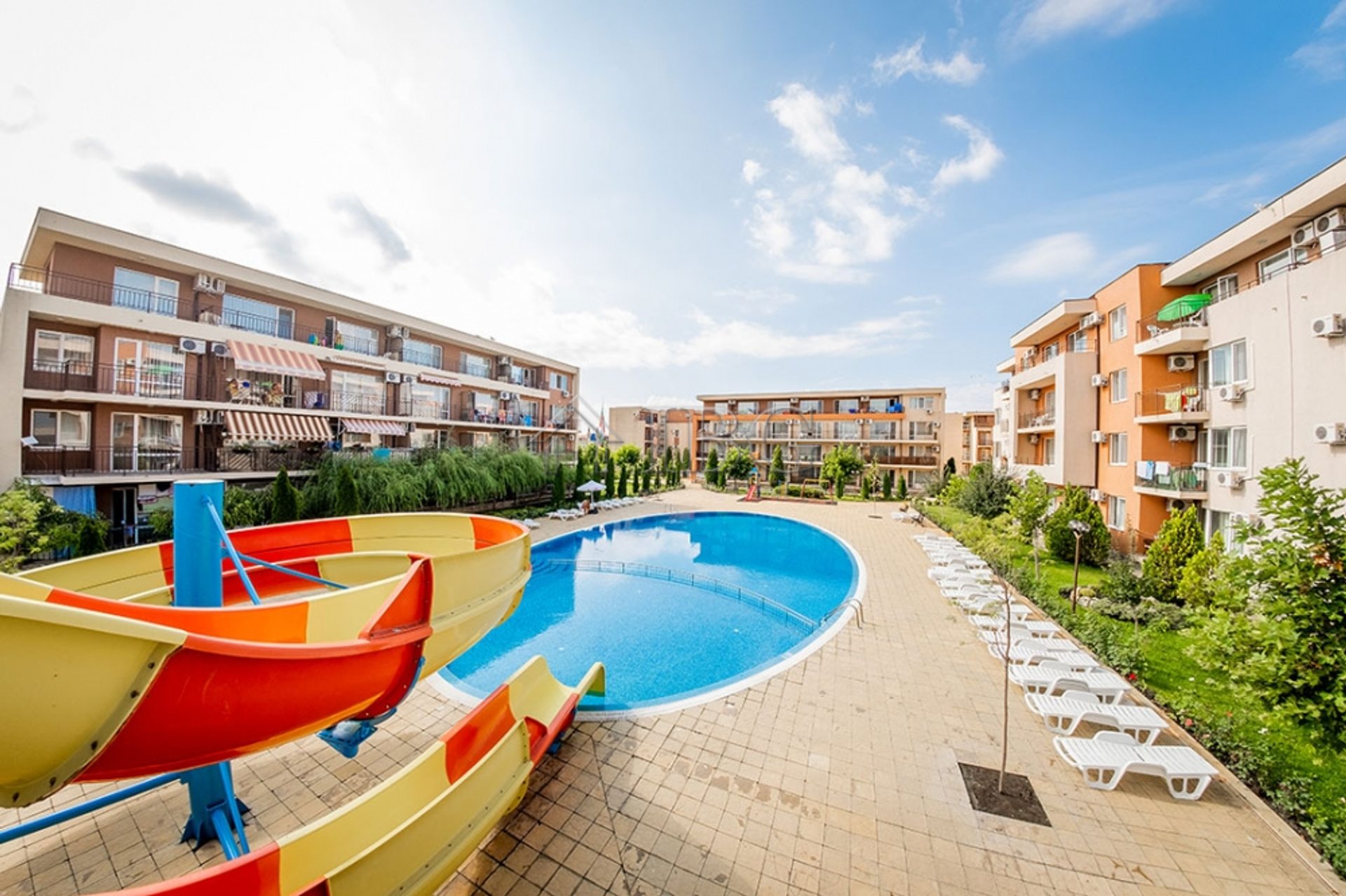 Condominium dans Sunny Beach, Burgas 10888803