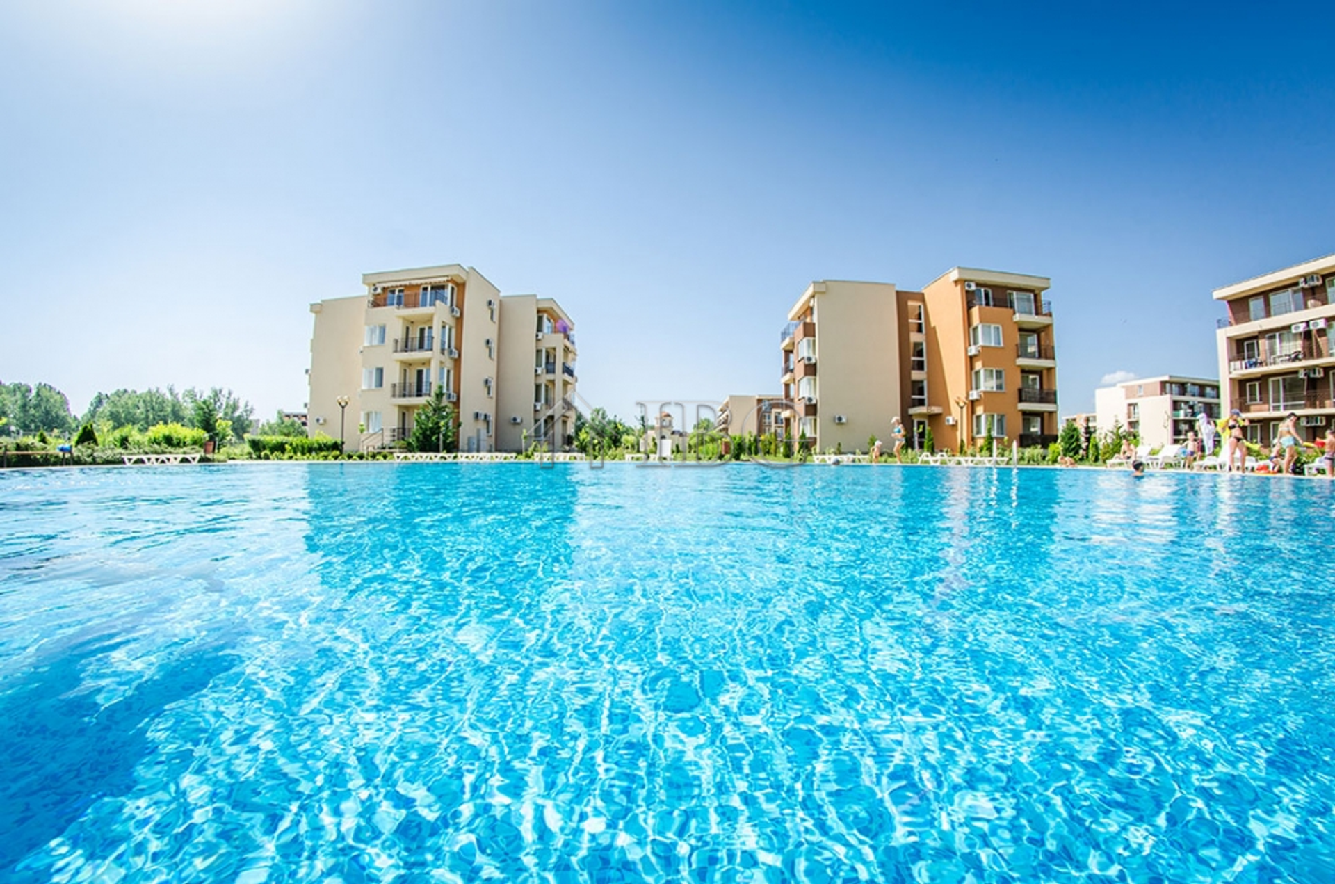 Osakehuoneisto sisään Sunny Beach, Burgas 10888803