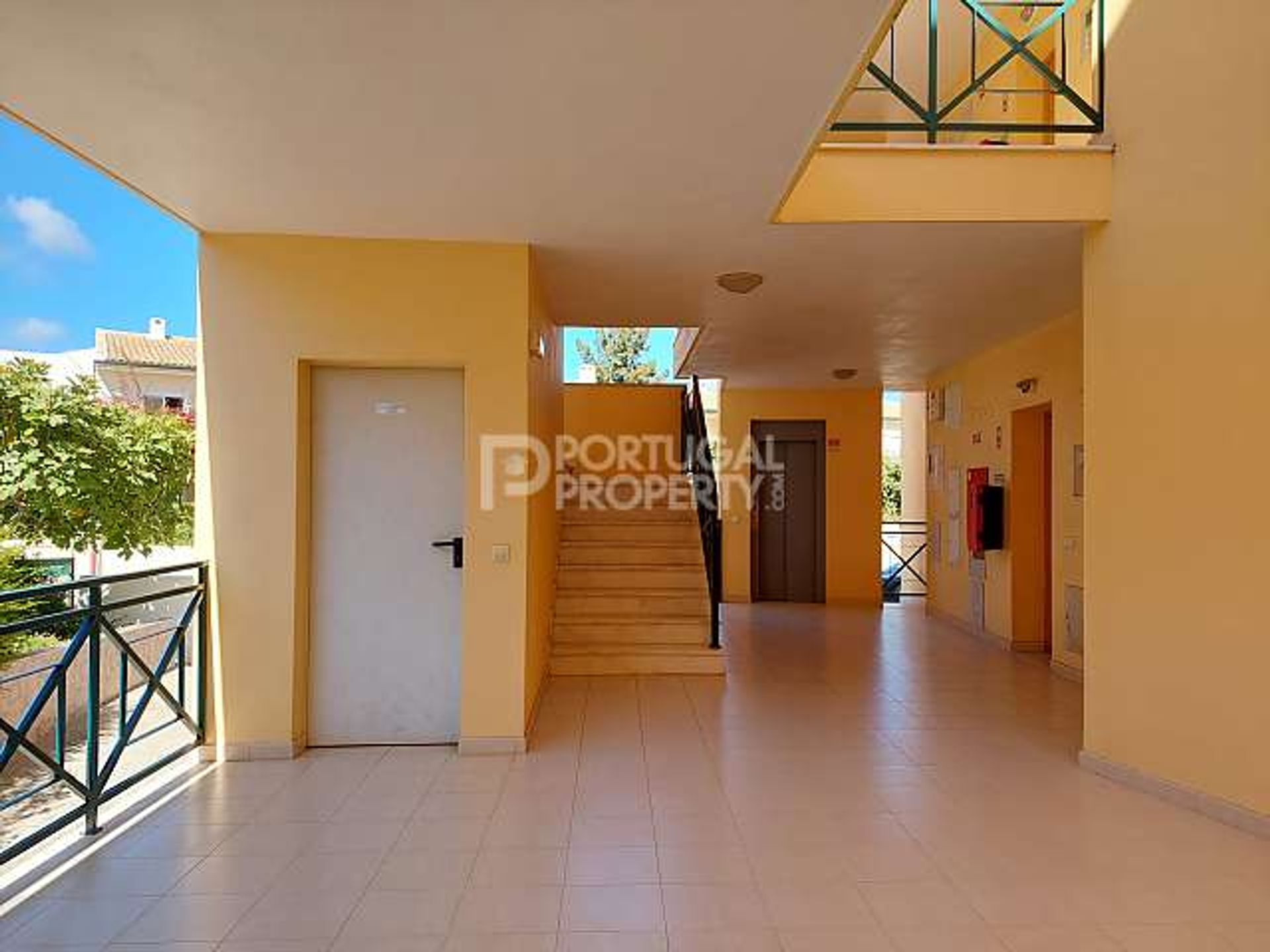 Condominium dans Quarteira, Faro 10889623