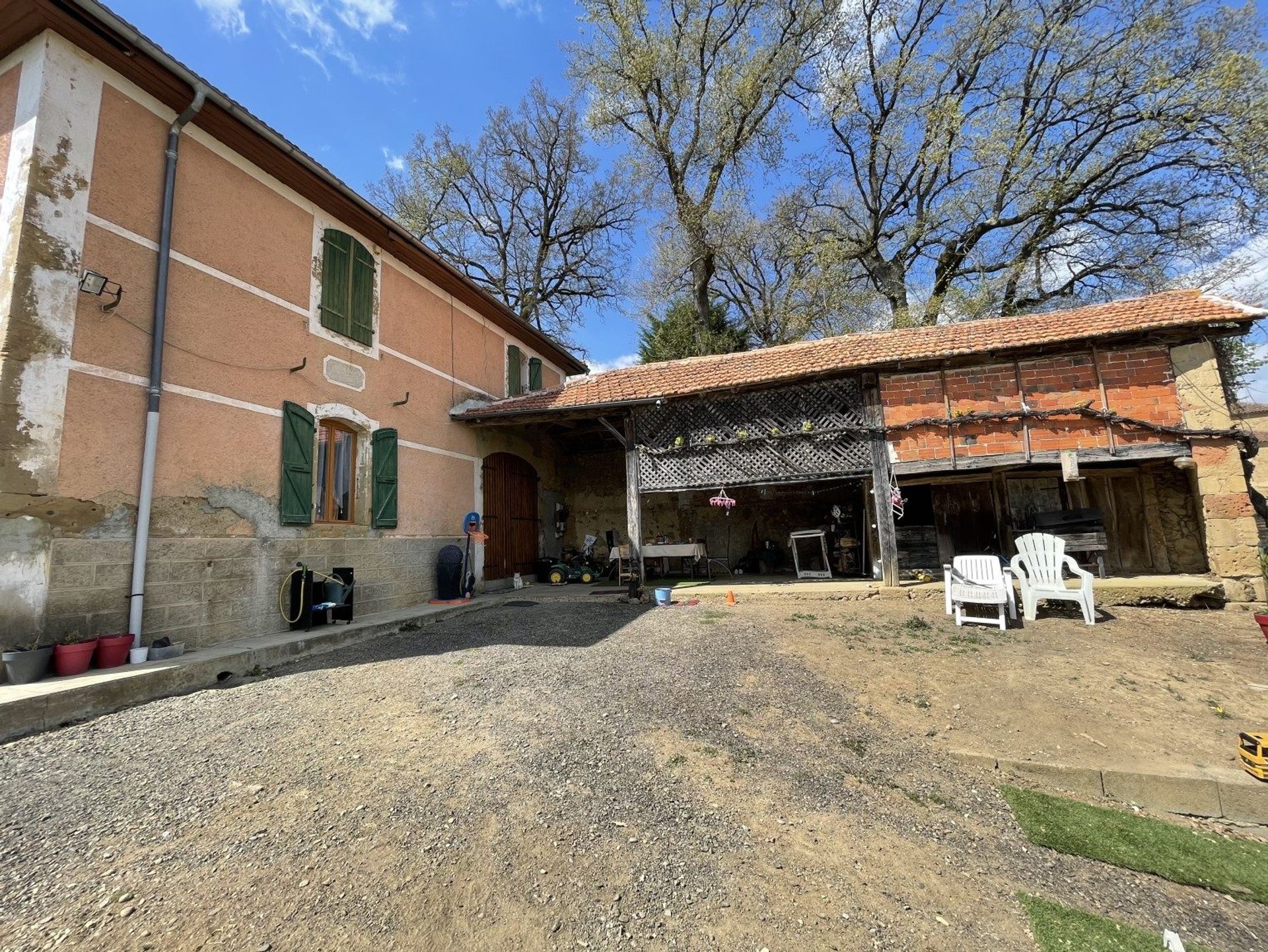 House in Masseube, Occitanie 10889813