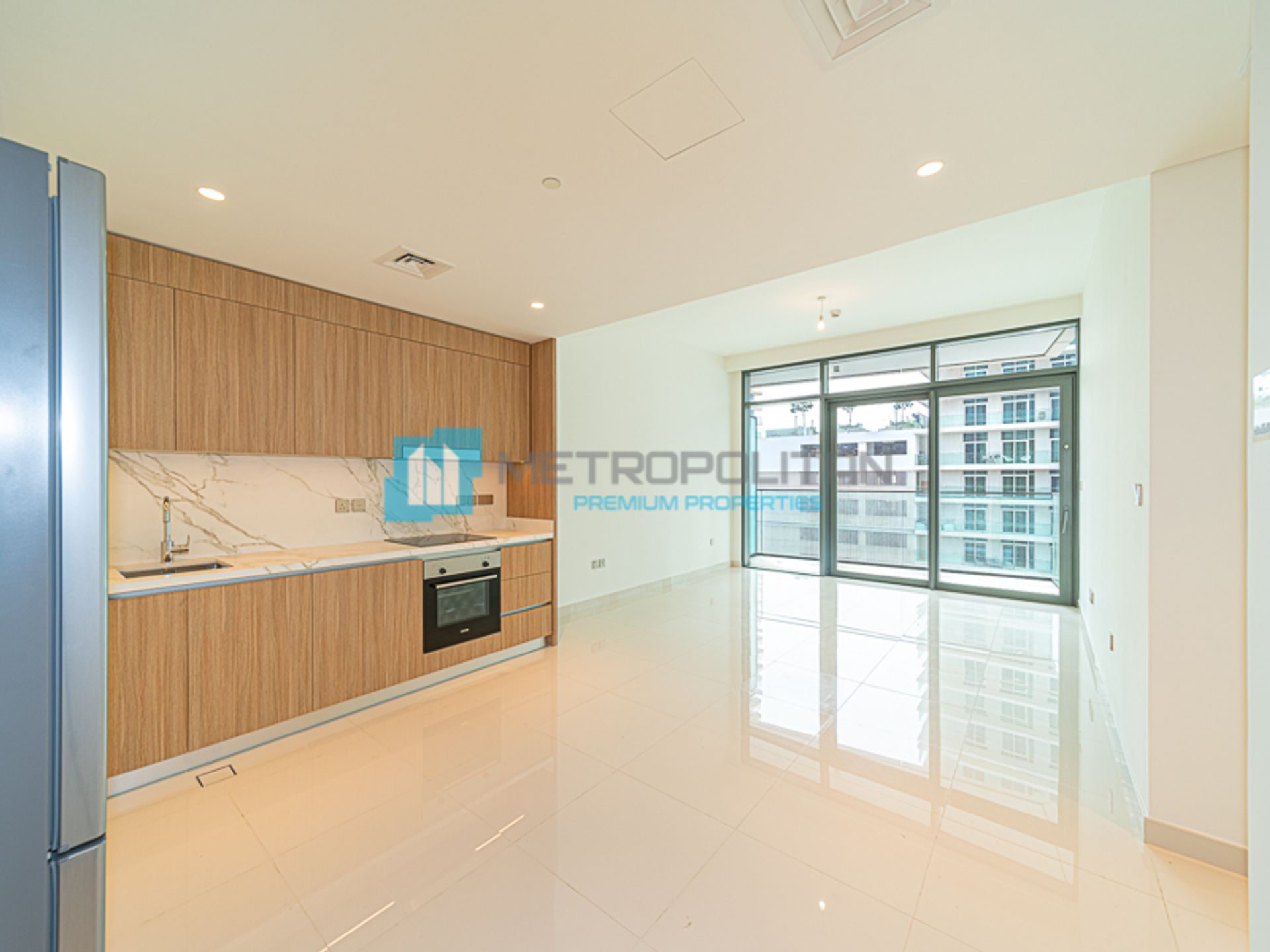 Condominium in Dubai, Dubai 10889827