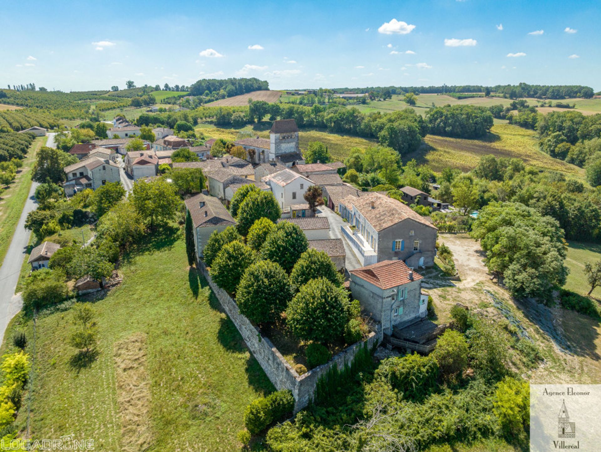 Dom w Montaut, Nouvelle-Aquitaine 10889971