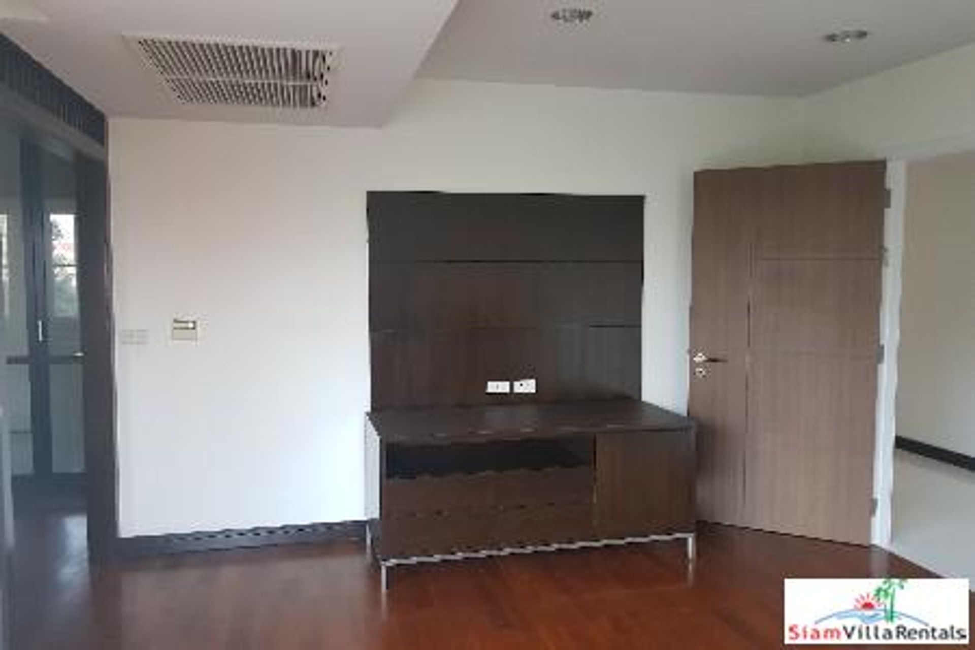 Condominium in , Krung Thep Maha Nakhon 10890024