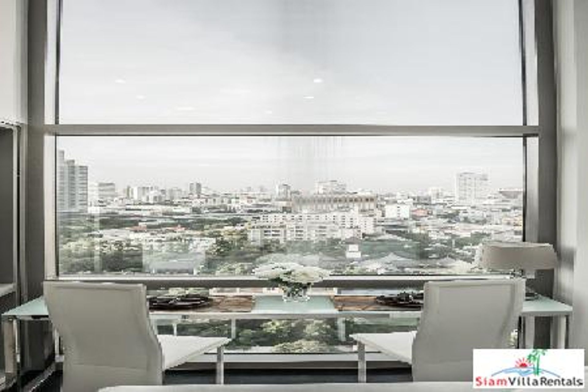 Condominium in Phra Khanong, Krung Thep Maha Nakhon 10890028