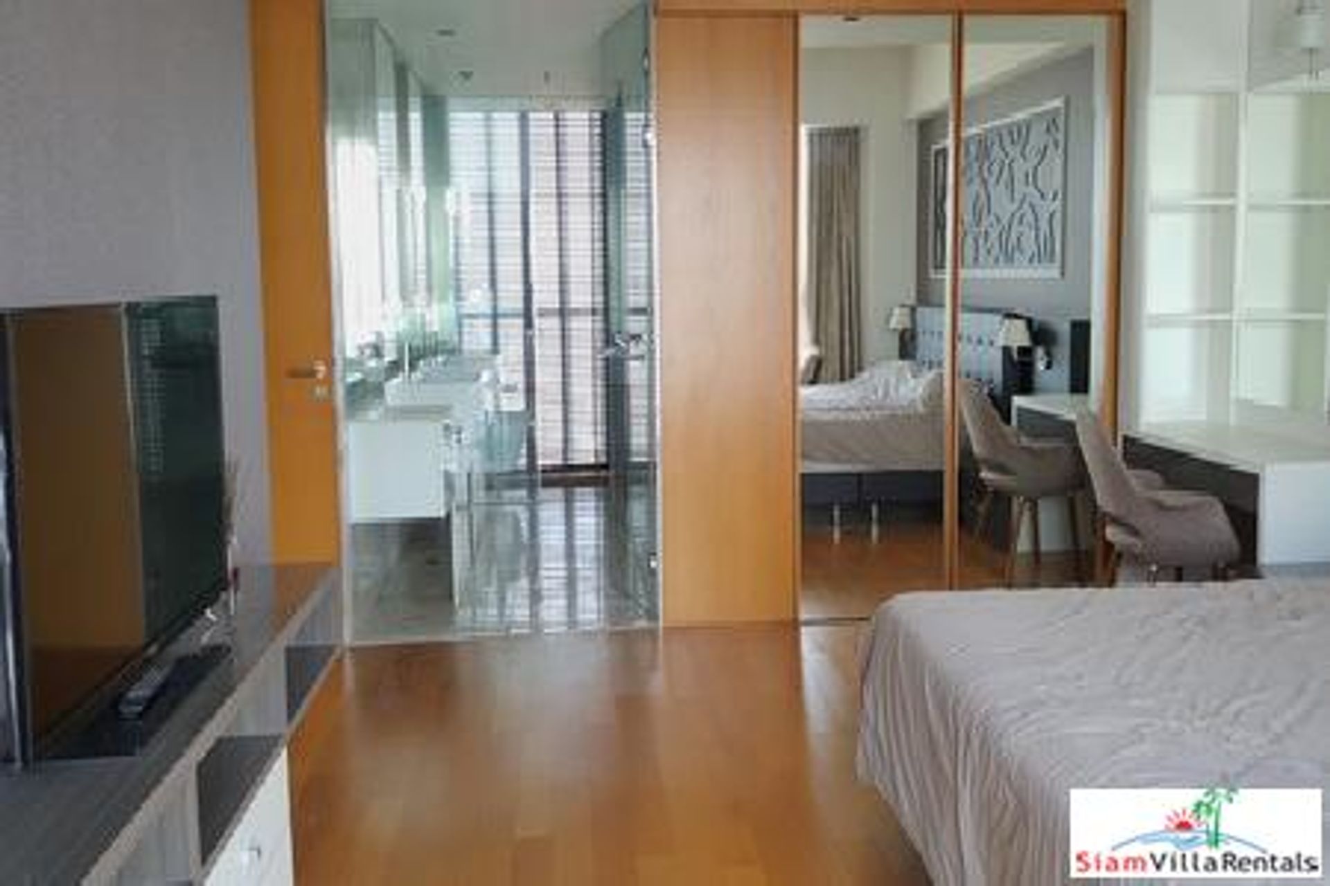 Condominium in Bang Rak, Krung Thep Maha Nakhon 10890034