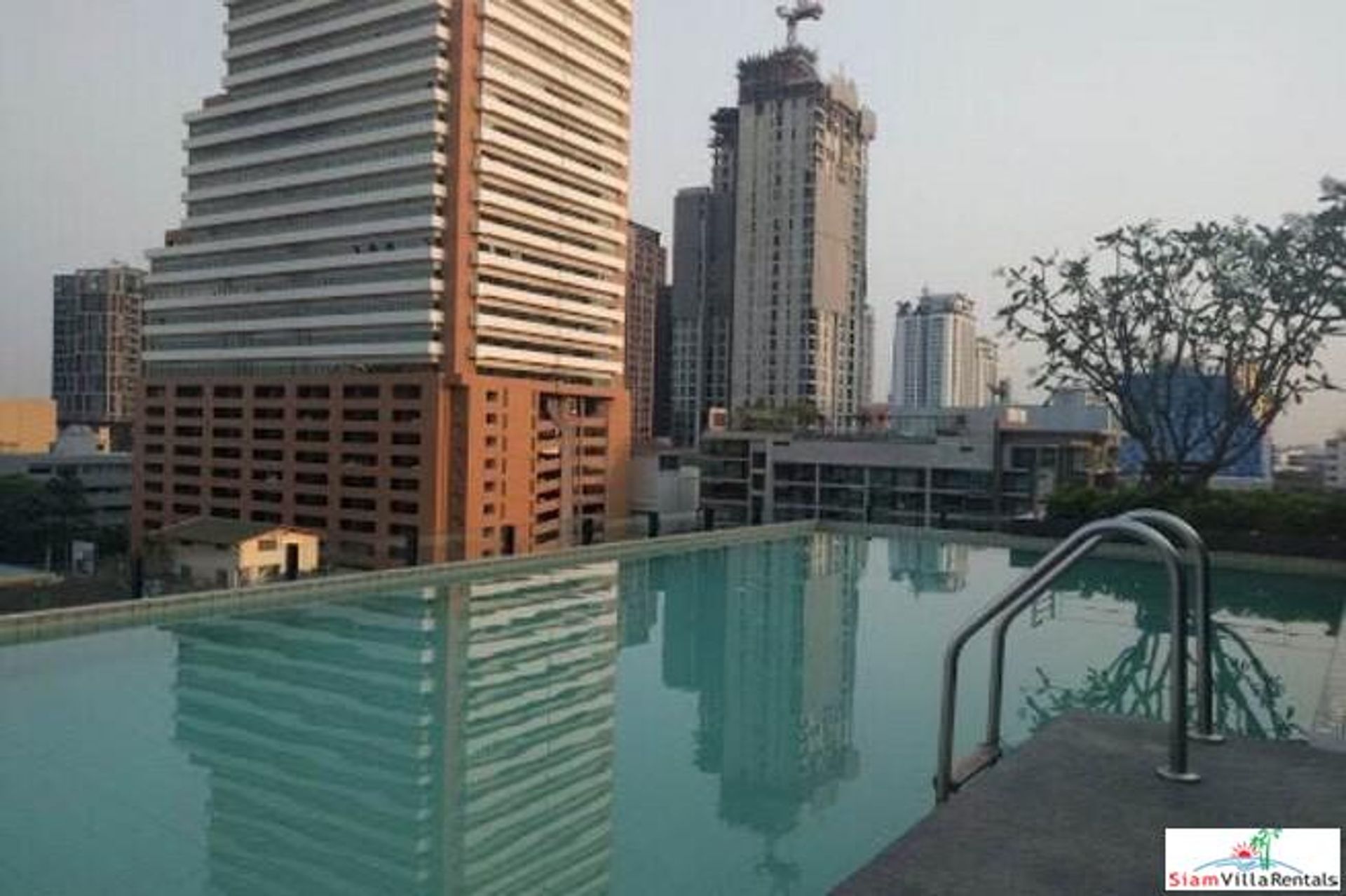 Condominium dans , Krung Thep Maha Nakhon 10890047