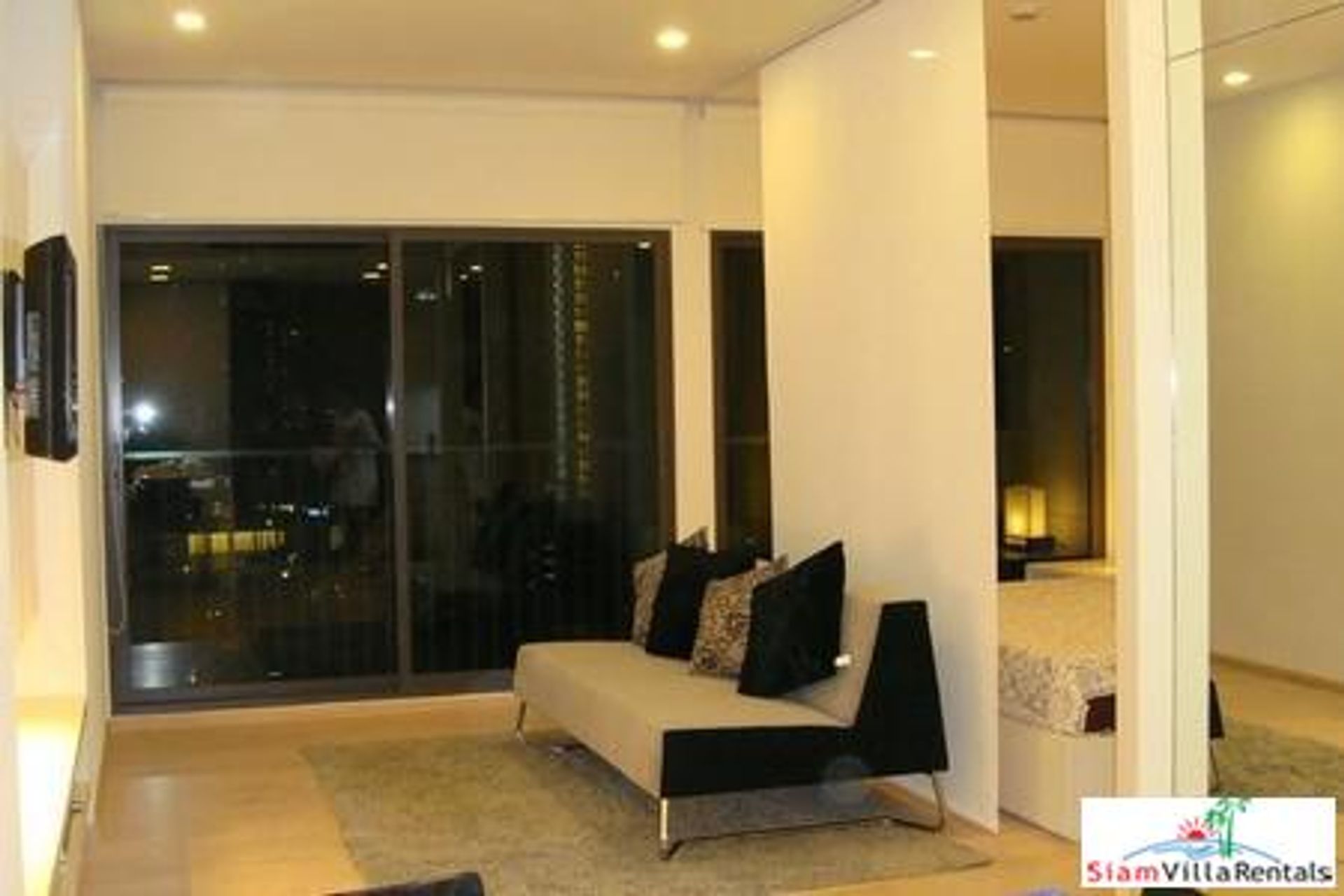 Condominium in Watthana, Krung Thep Maha Nakhon 10890109