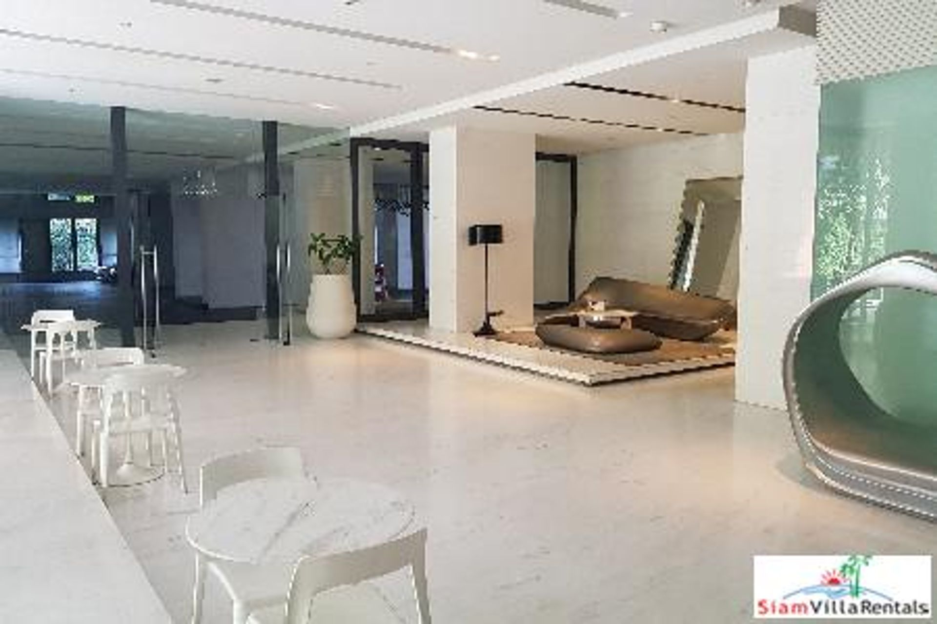 Condominio nel Phra Khanong, Krung Thep Maha Nakhon 10890138